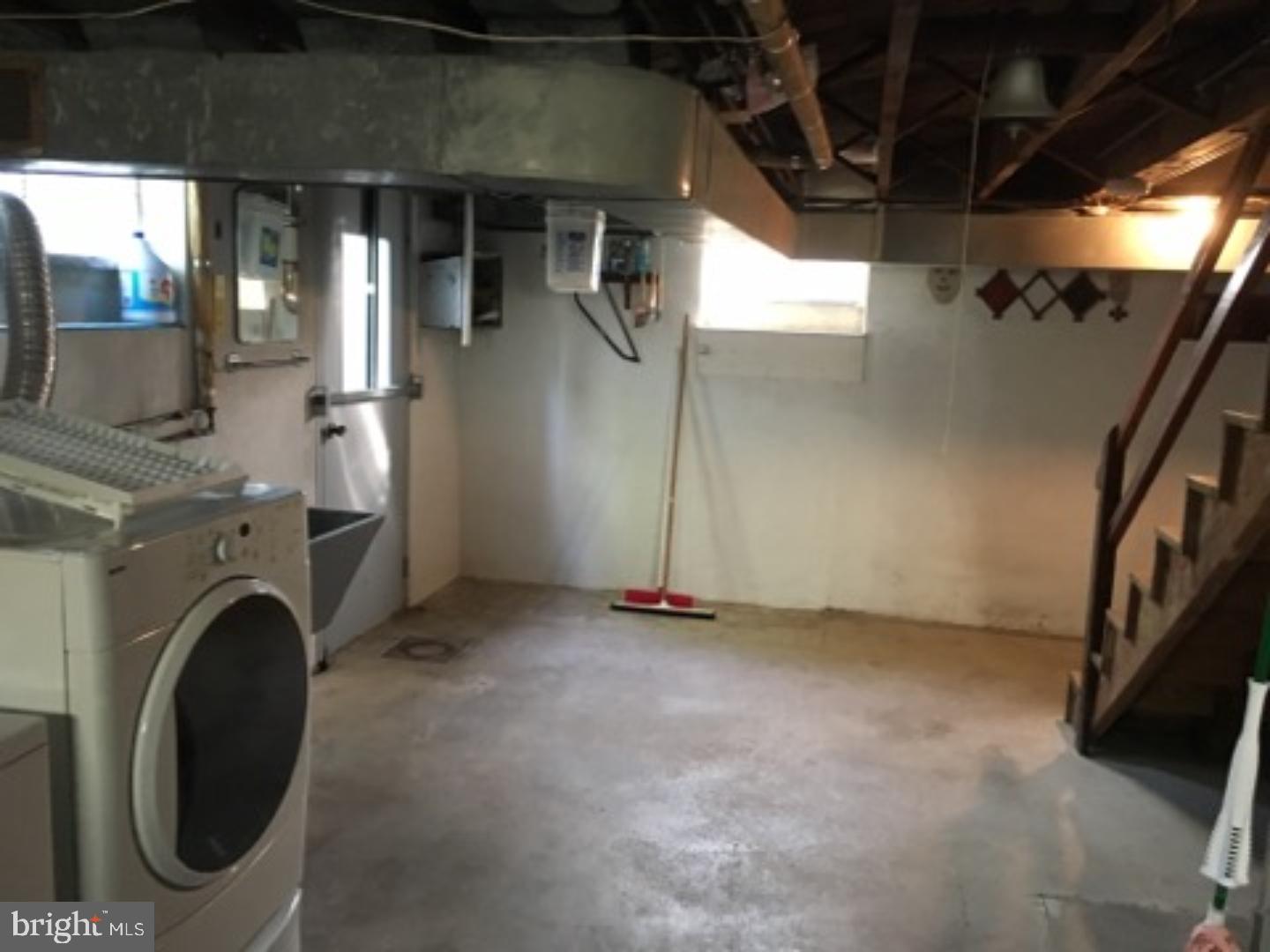 GLENSIDE - Residential