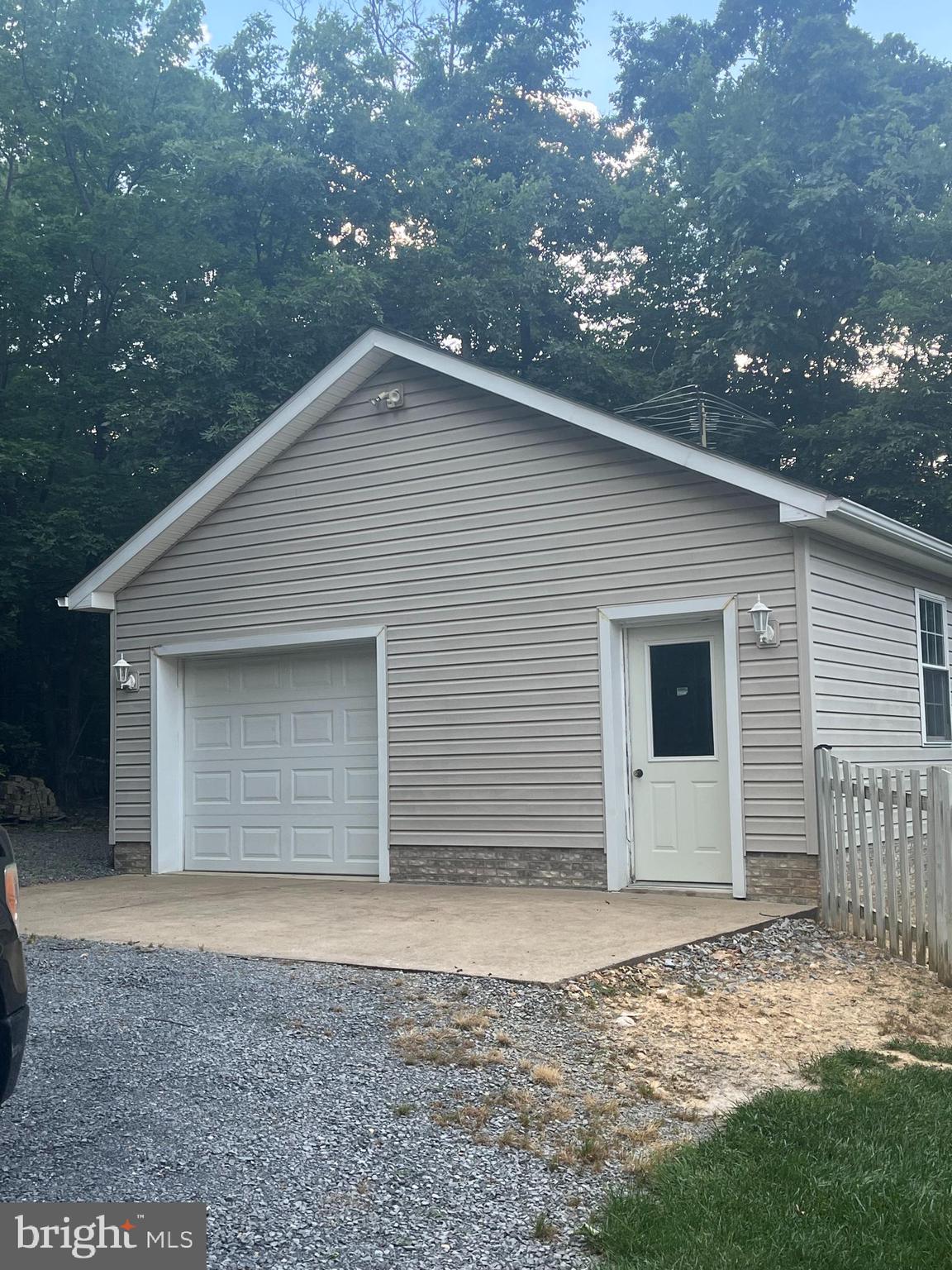 744 PONTZER ROAD