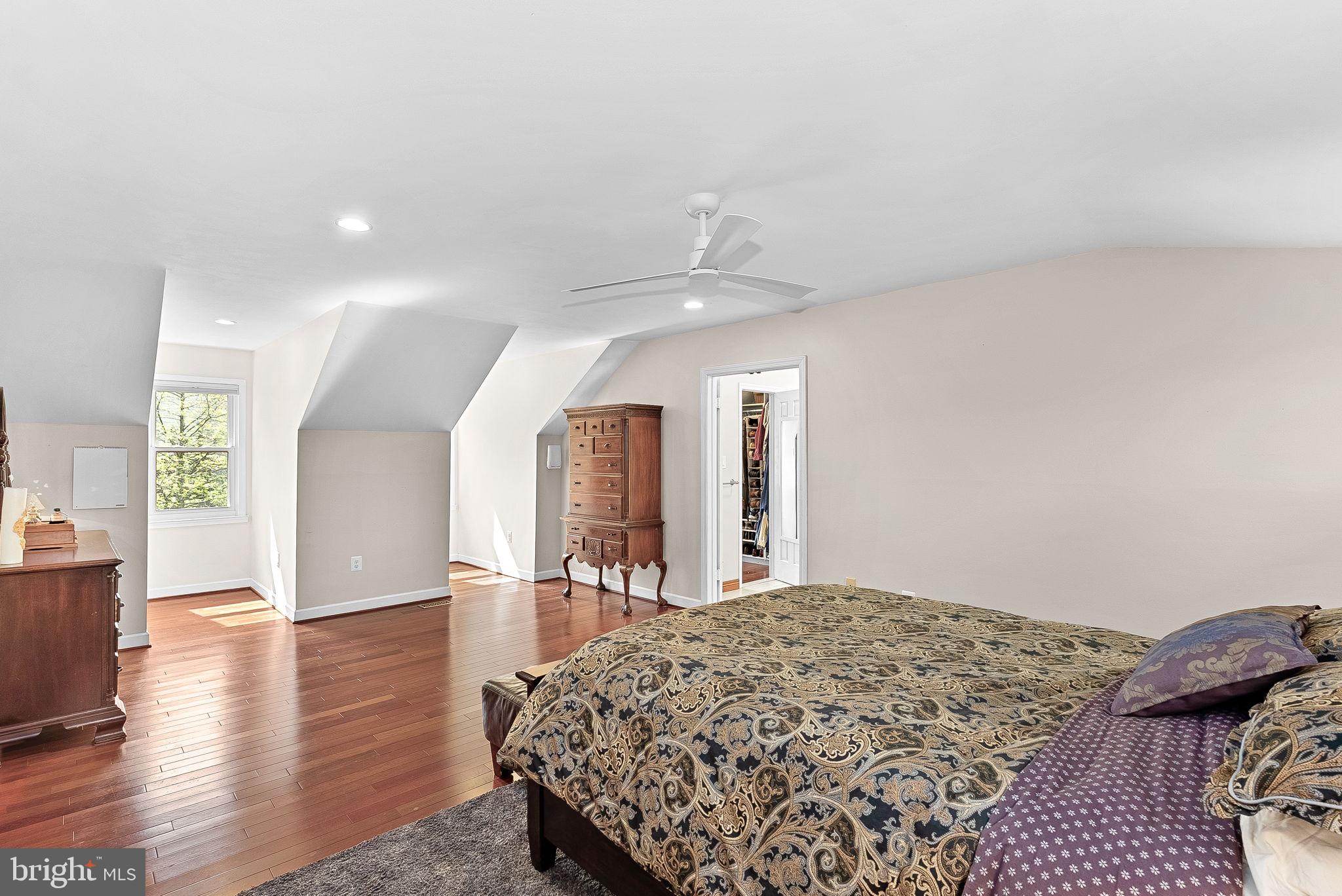 BALMORAL - Residential