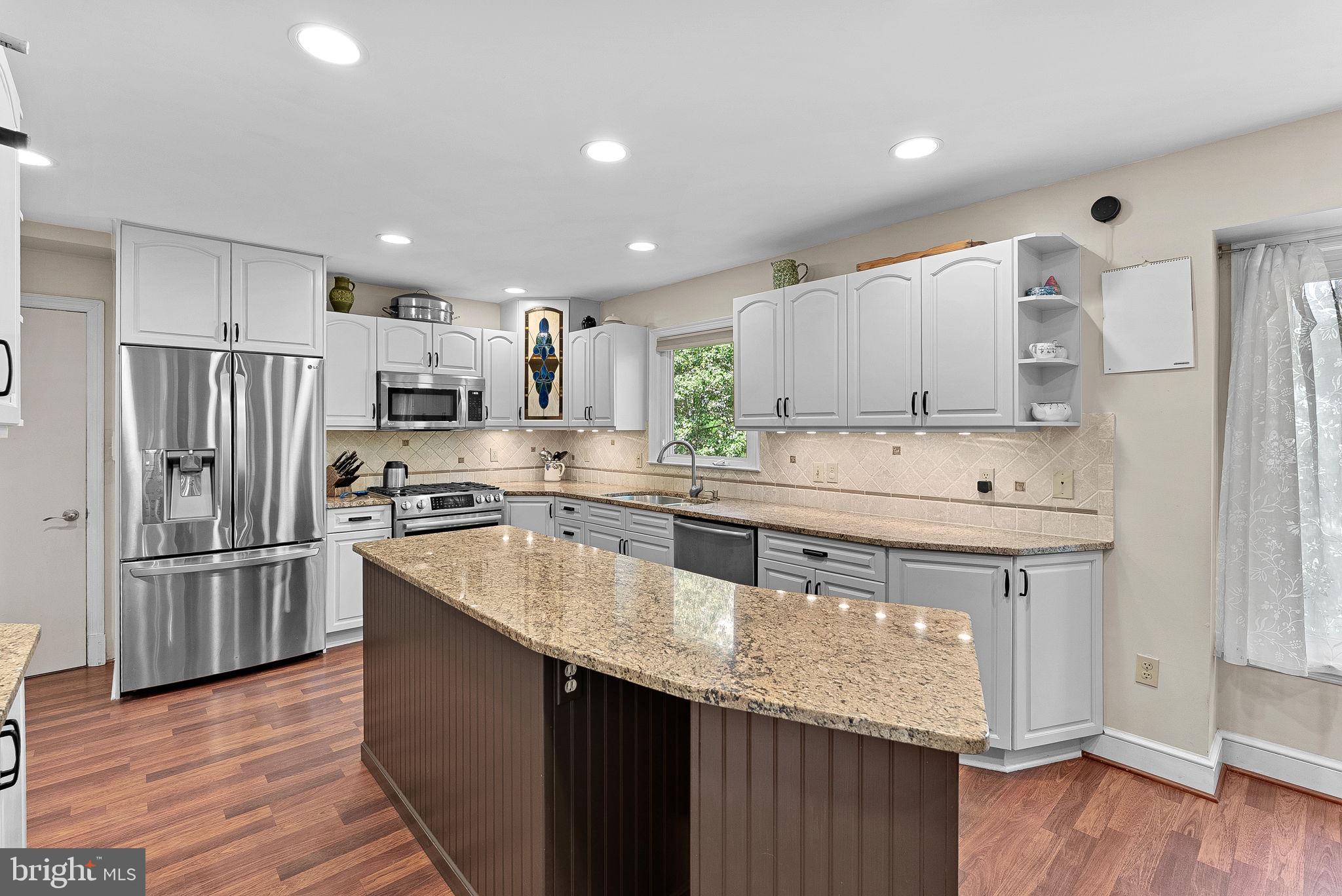 BALMORAL - Residential