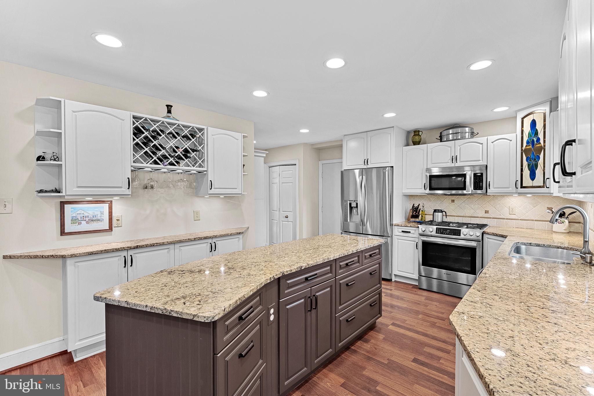 BALMORAL - Residential