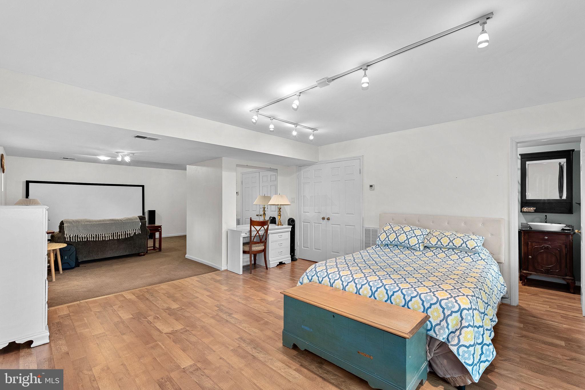 BALMORAL - Residential