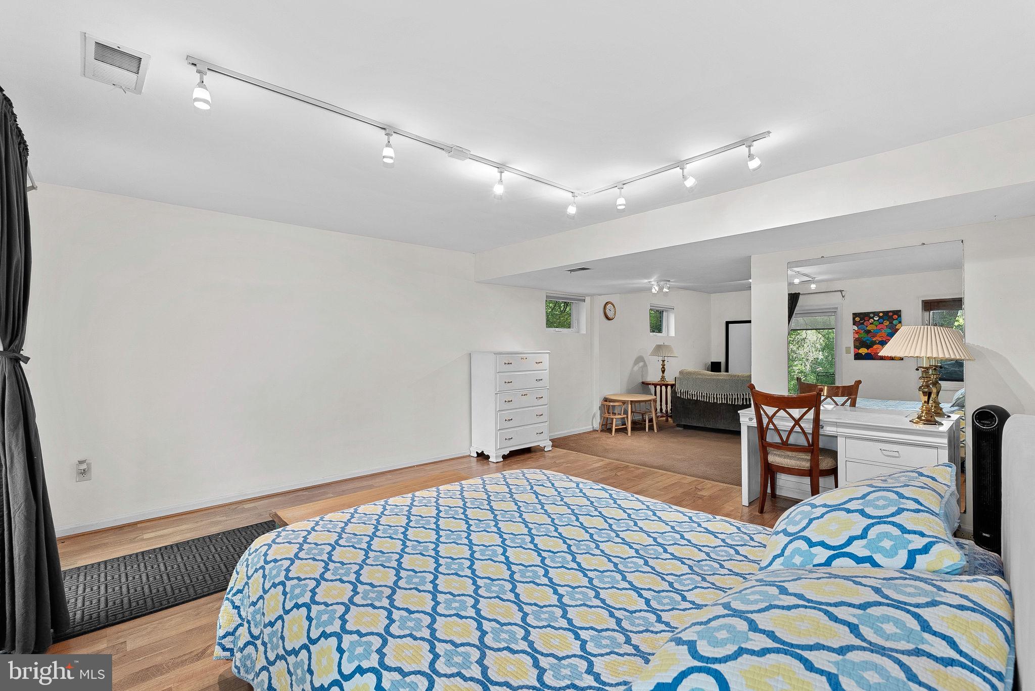 BALMORAL - Residential