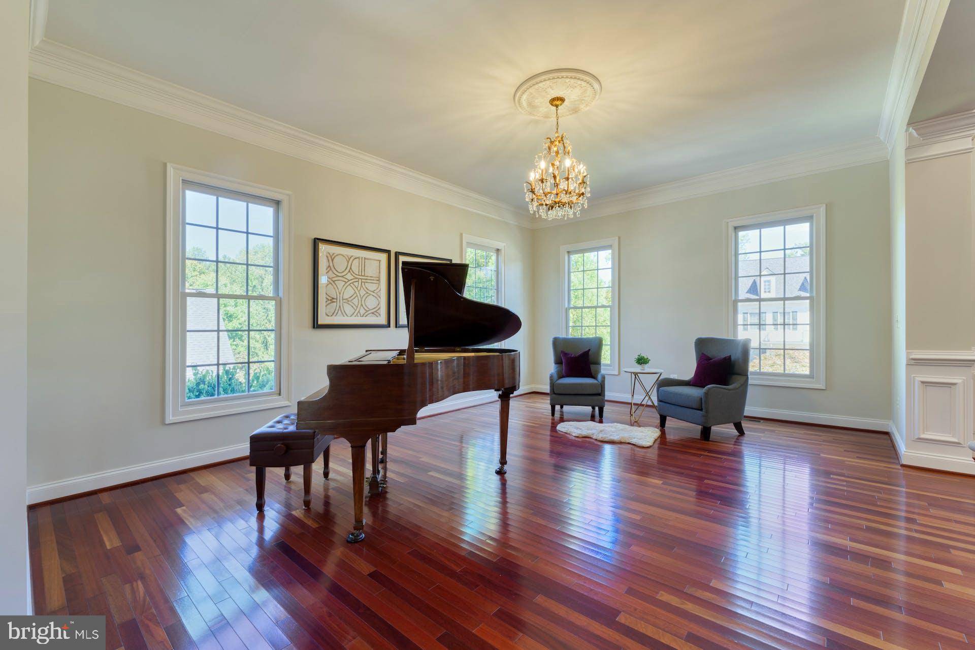 BEACON HILL - Residential