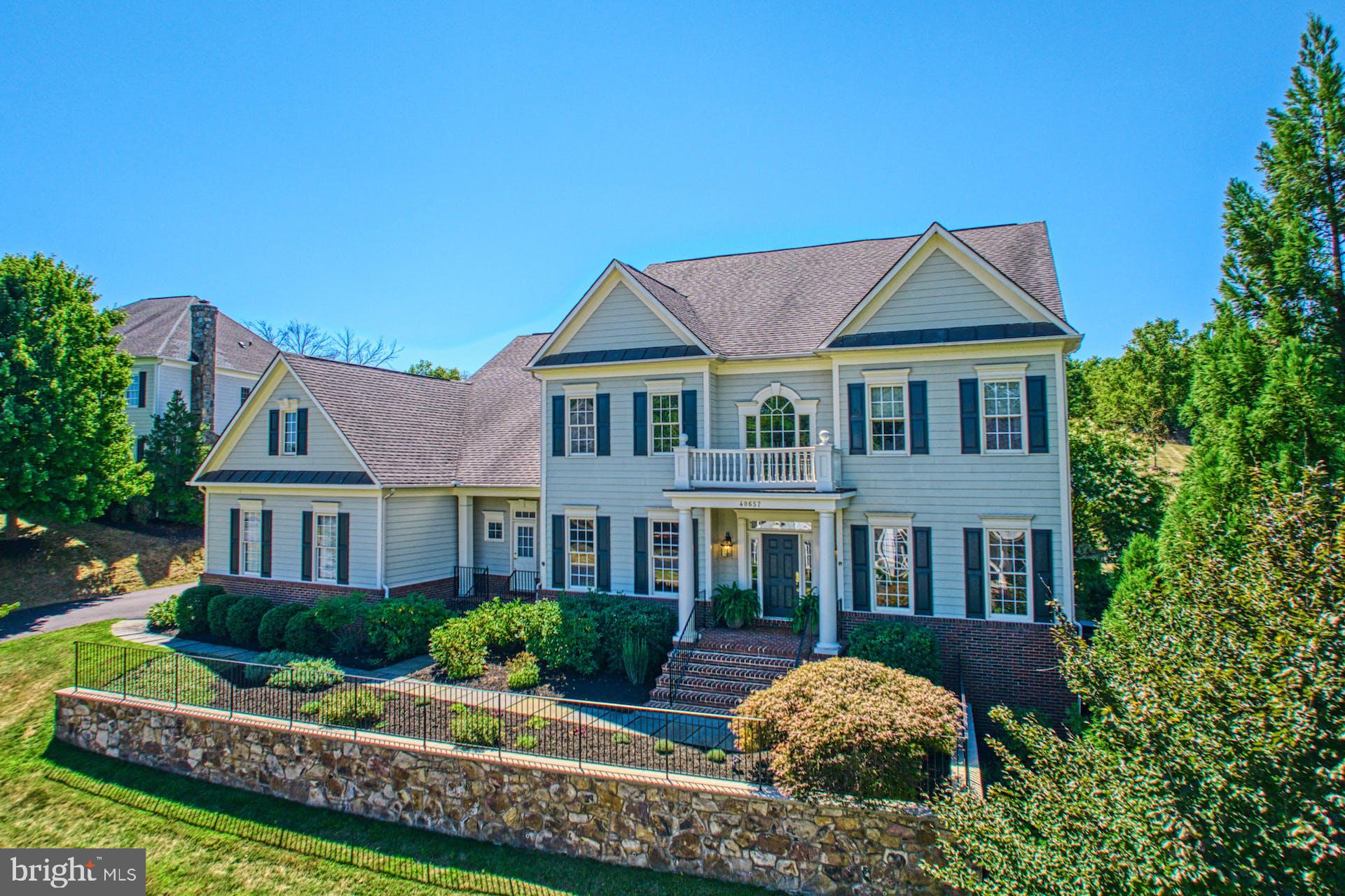 BEACON HILL - Residential