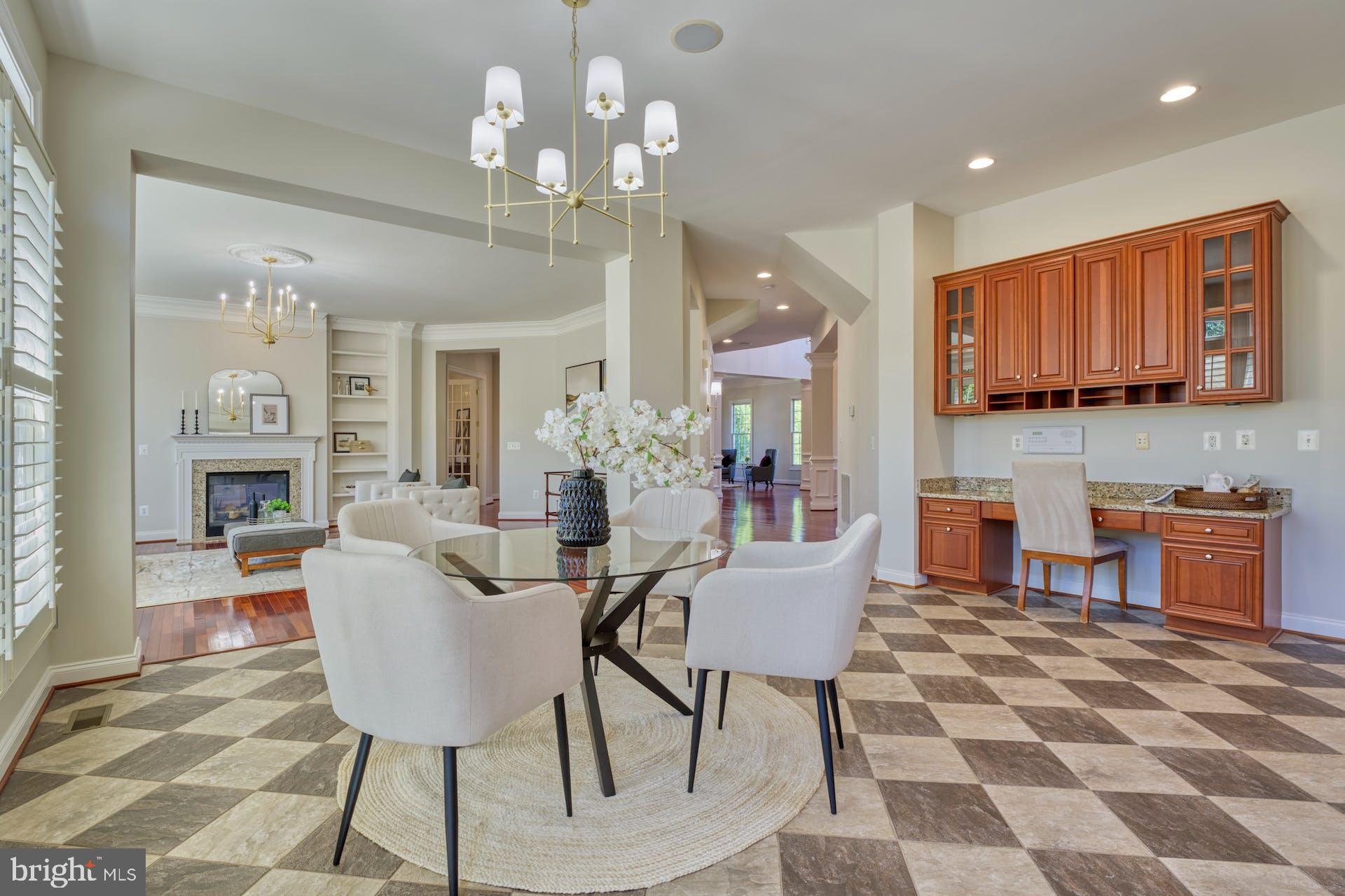 BEACON HILL - Residential