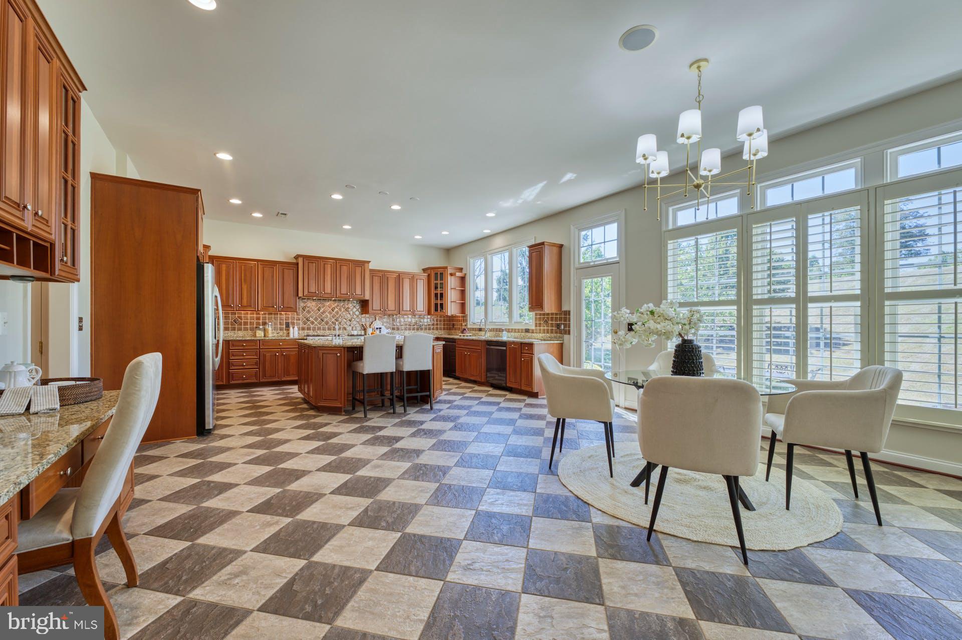 BEACON HILL - Residential