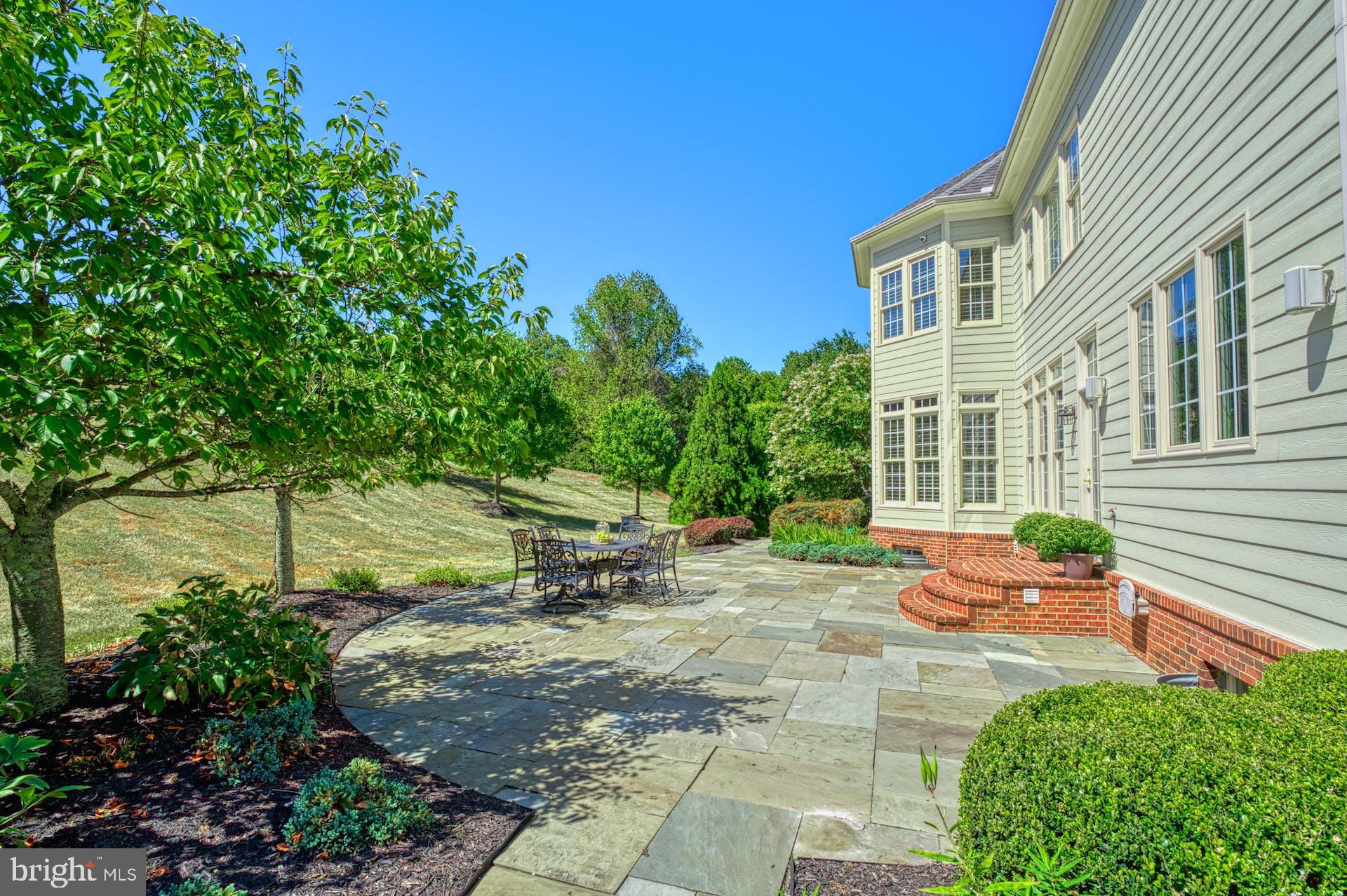 BEACON HILL - Residential