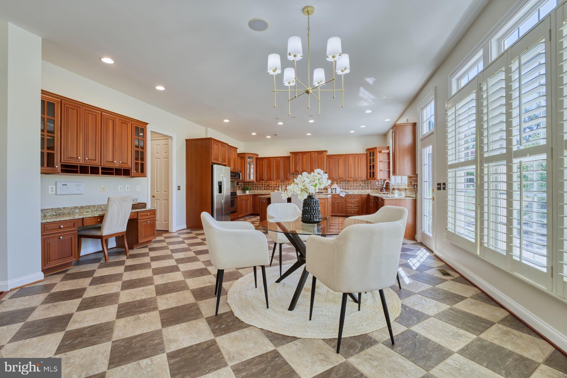 BEACON HILL - Residential