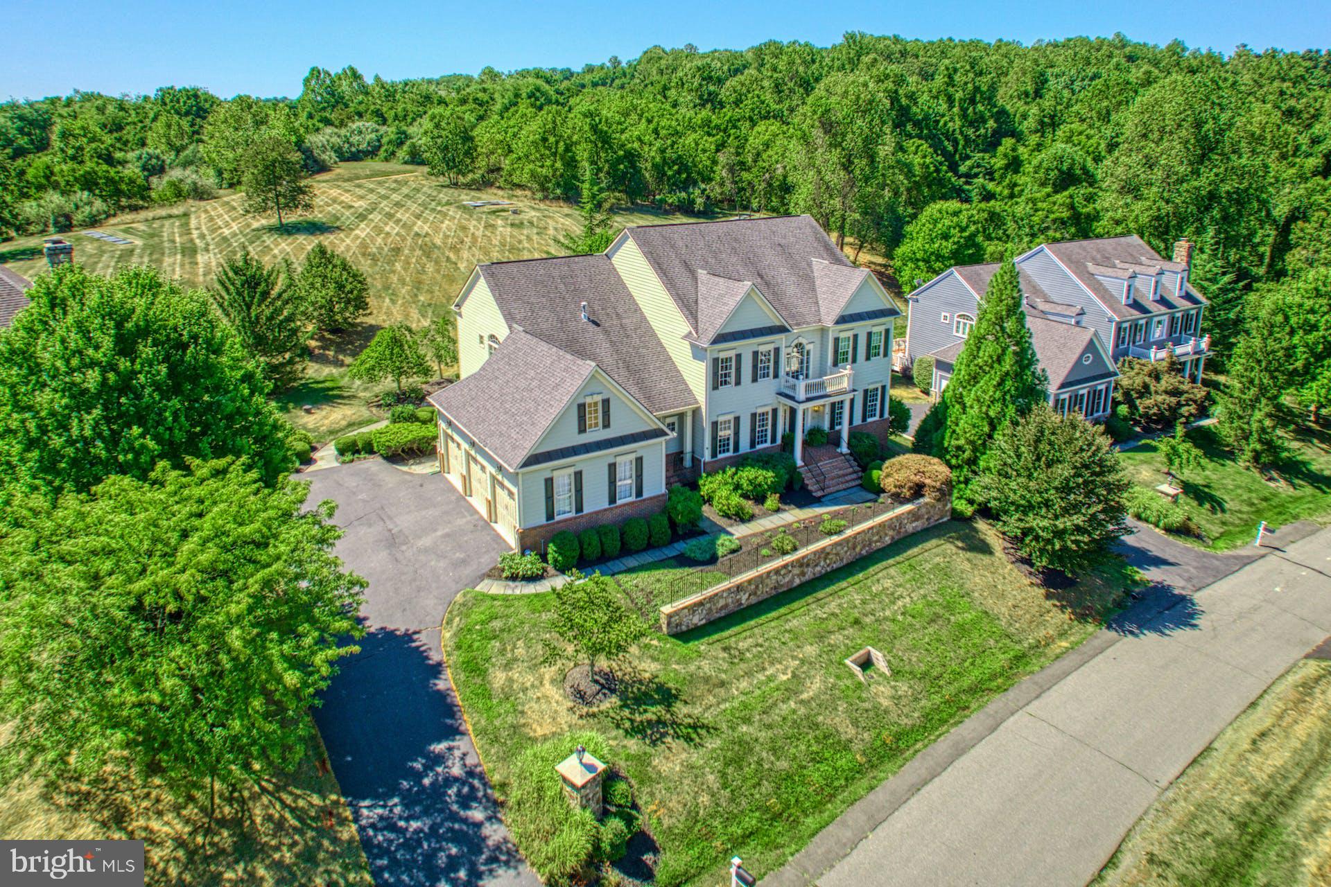 BEACON HILL - Residential