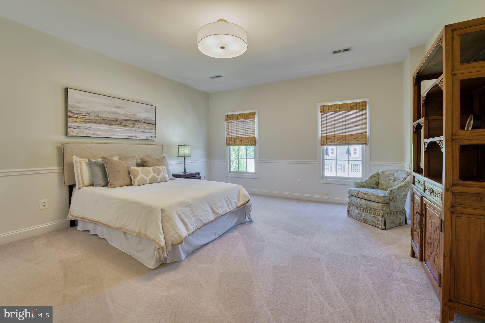 BEACON HILL - Residential