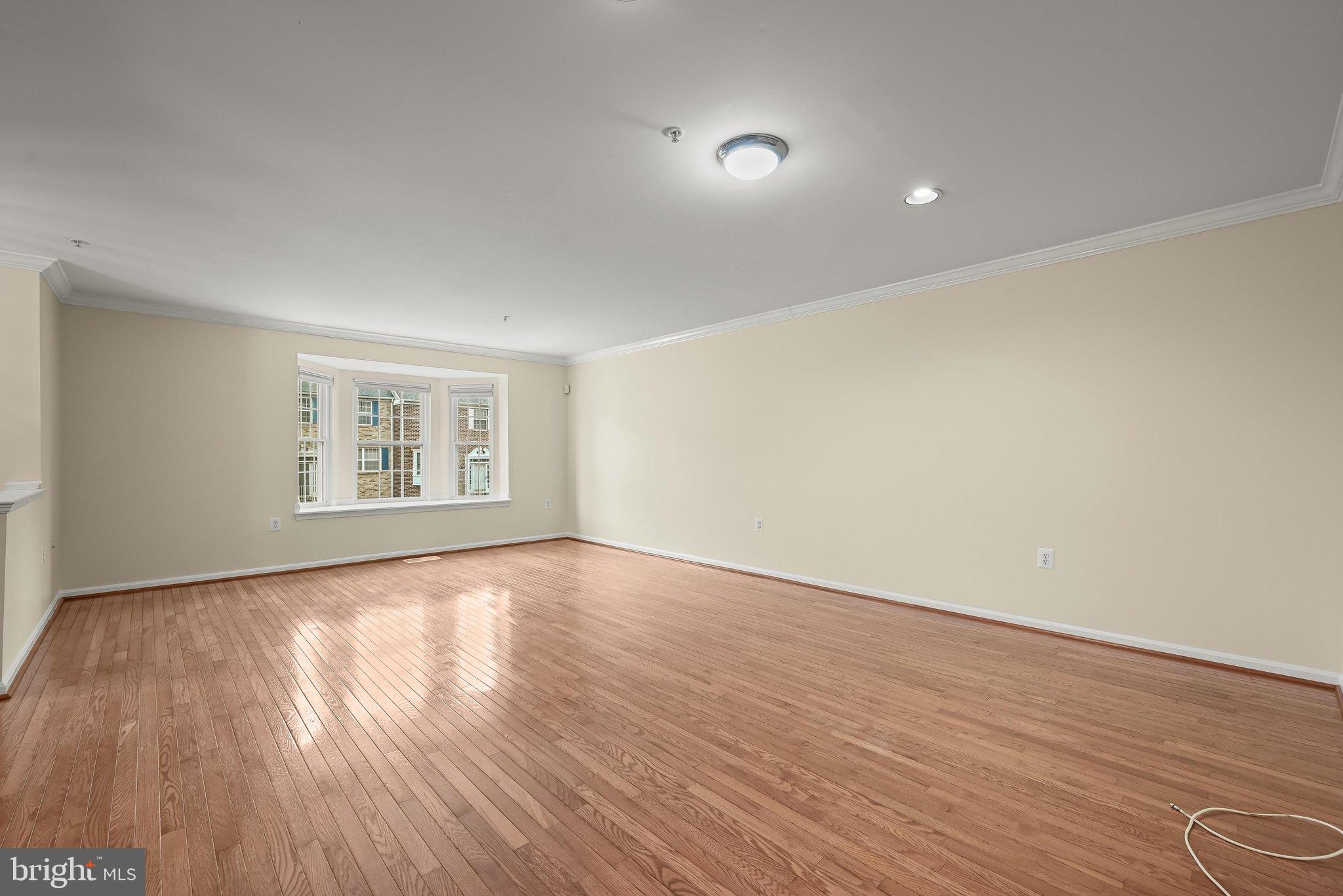 9411 GEORGIAN WAY