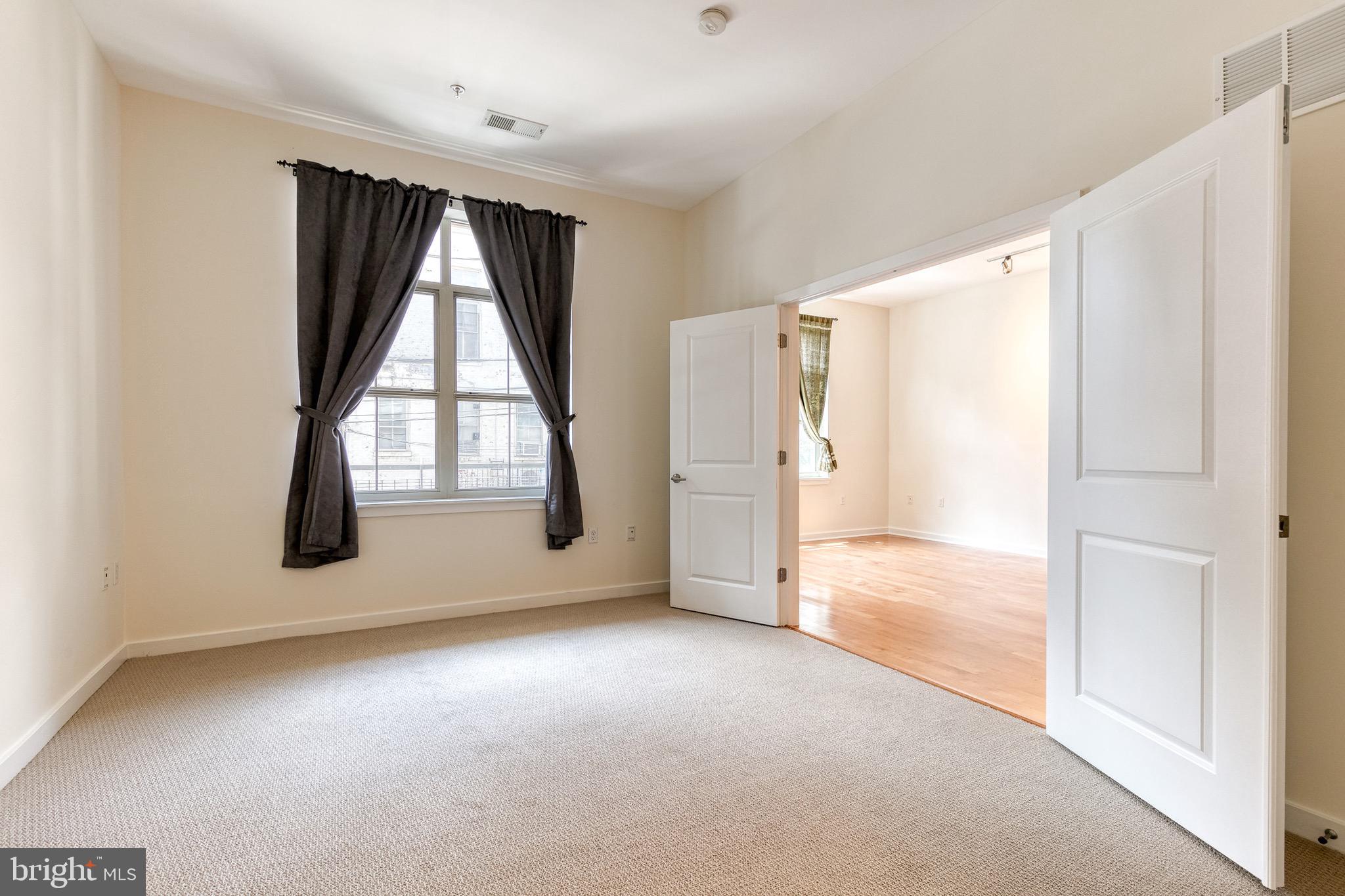 MOUNT VERNON PLACE HISTORIC DISTRICT - Residential Lease