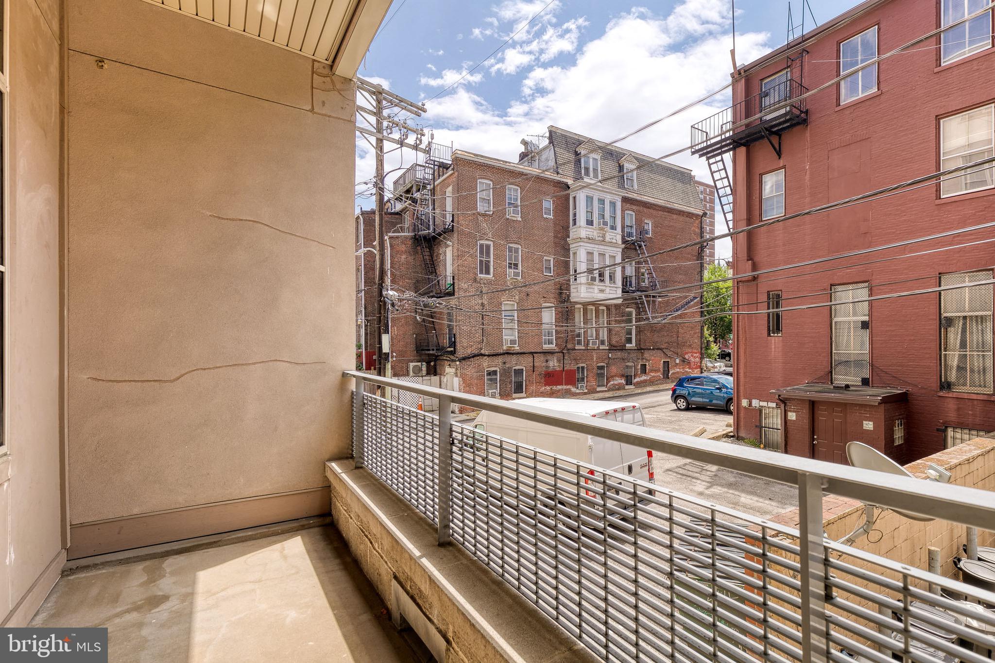 MOUNT VERNON PLACE HISTORIC DISTRICT - Residential Lease