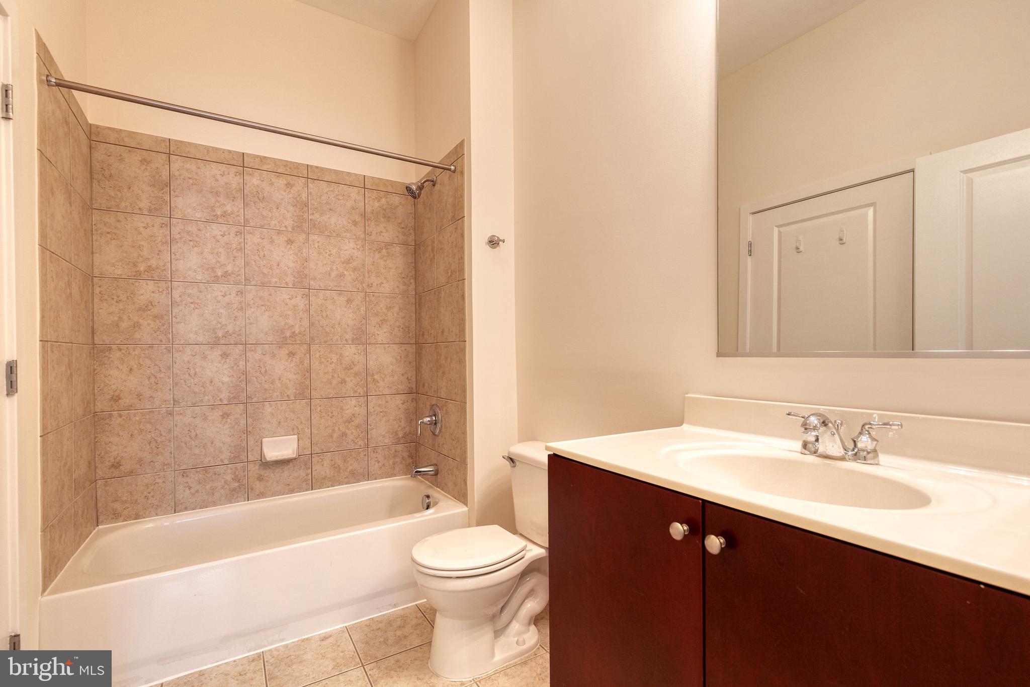 MOUNT VERNON PLACE HISTORIC DISTRICT - Residential Lease