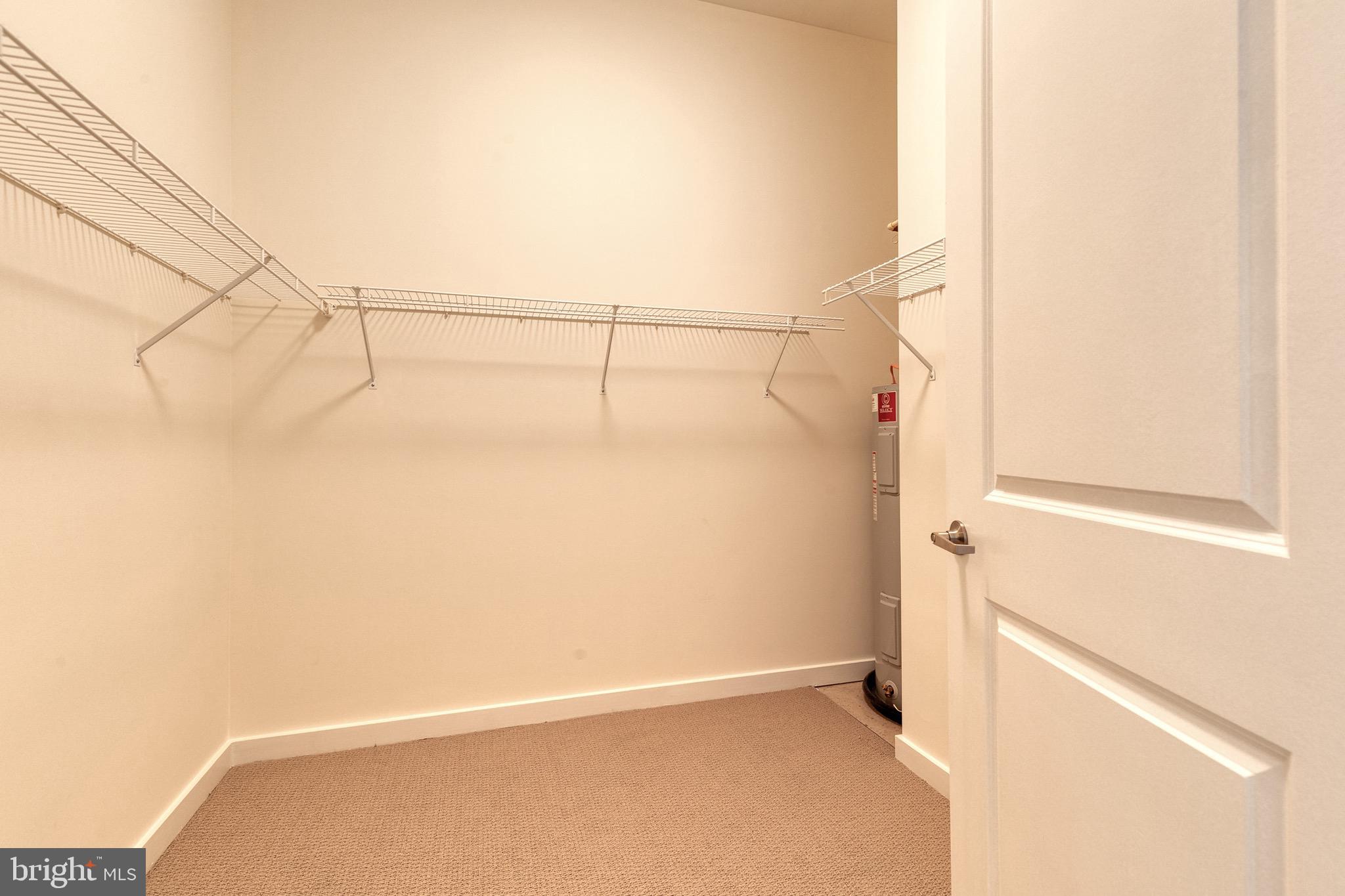 MOUNT VERNON PLACE HISTORIC DISTRICT - Residential Lease