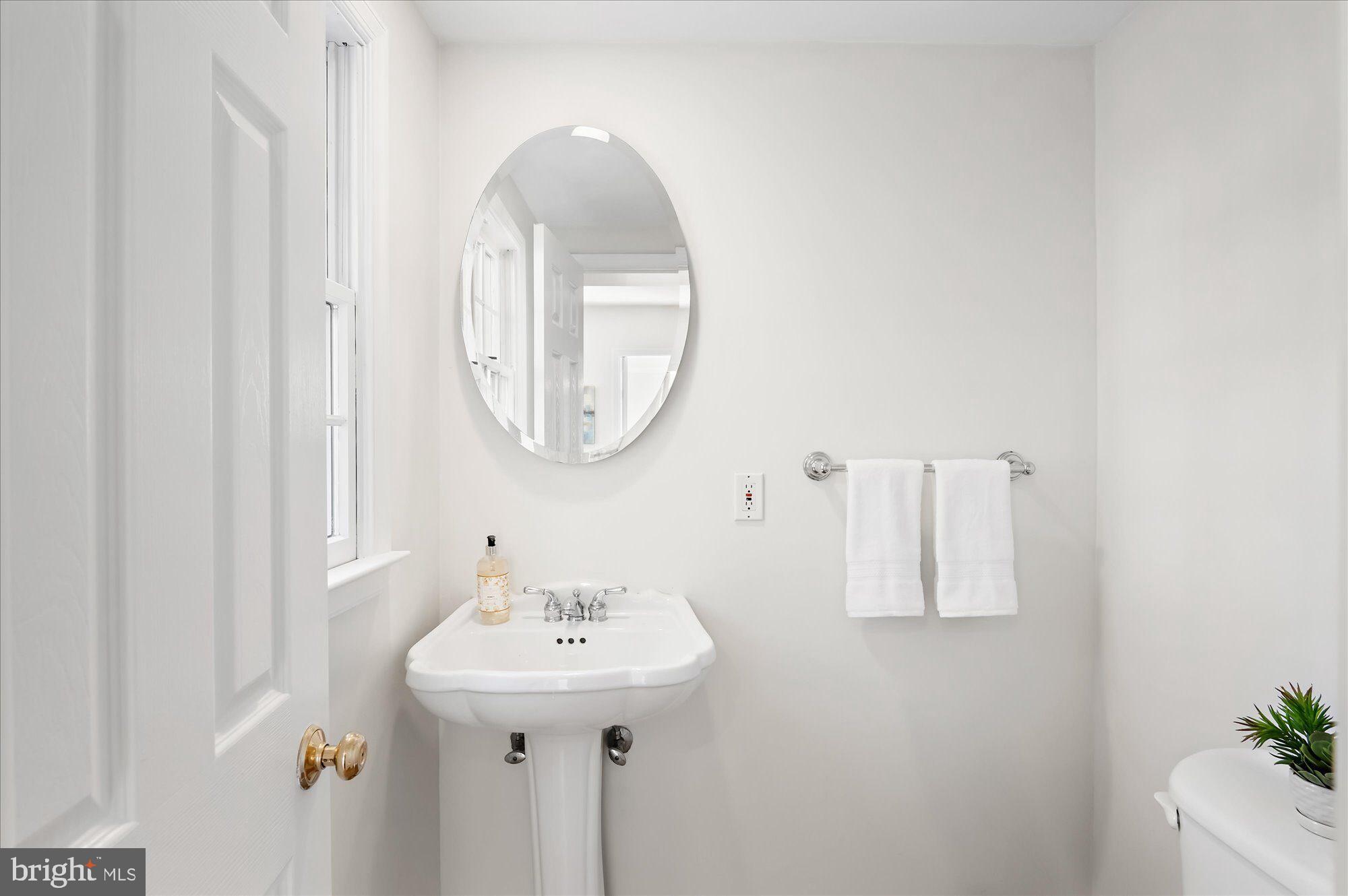 WESTMORELAND HILLS - Residential