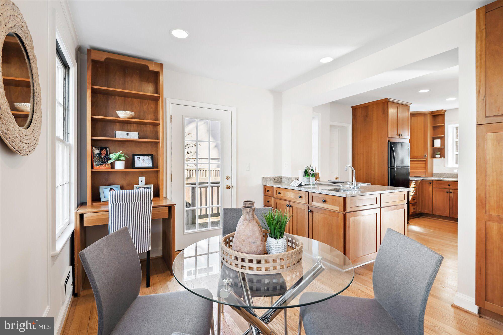 WESTMORELAND HILLS - Residential