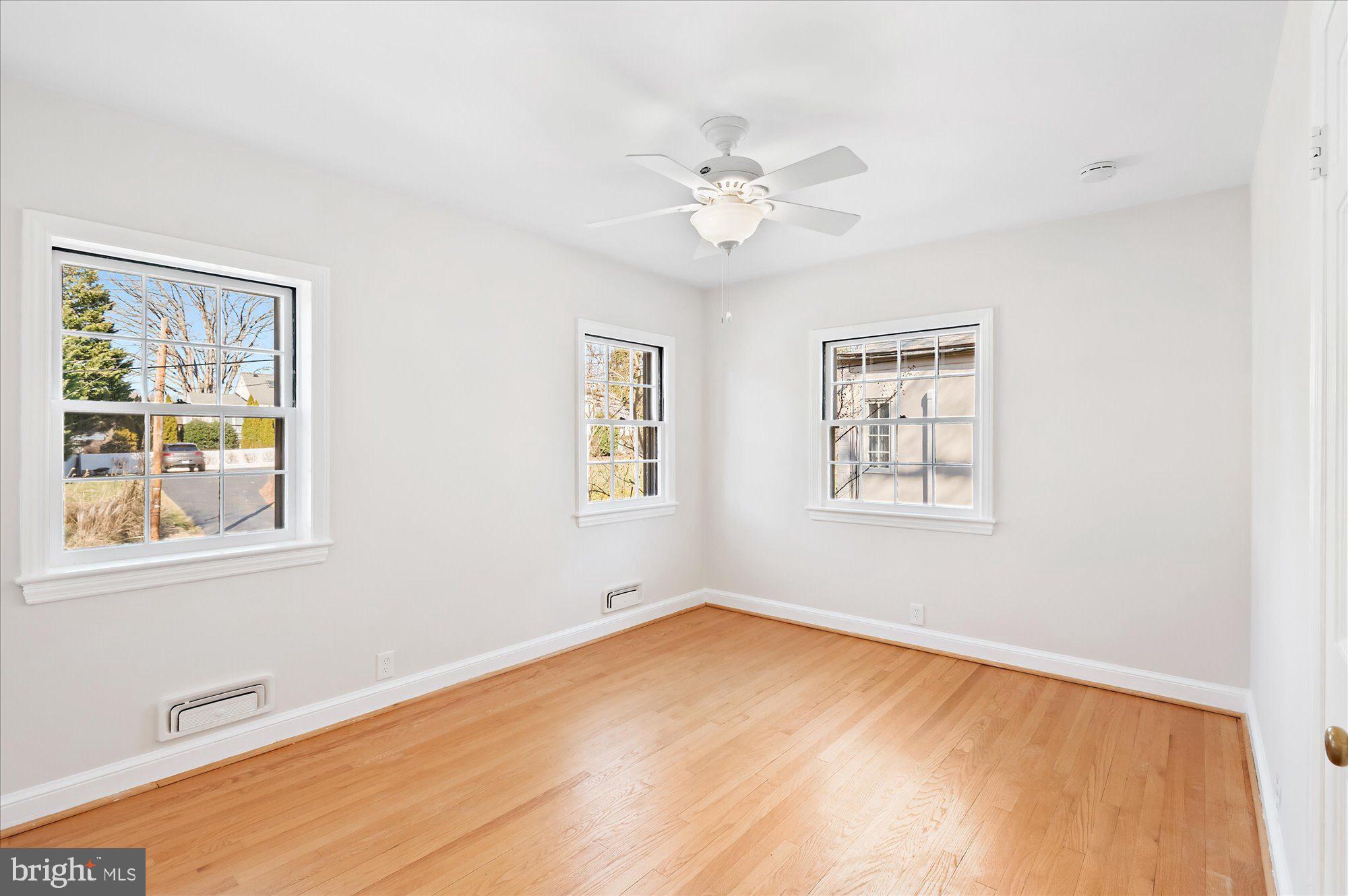 WESTMORELAND HILLS - Residential