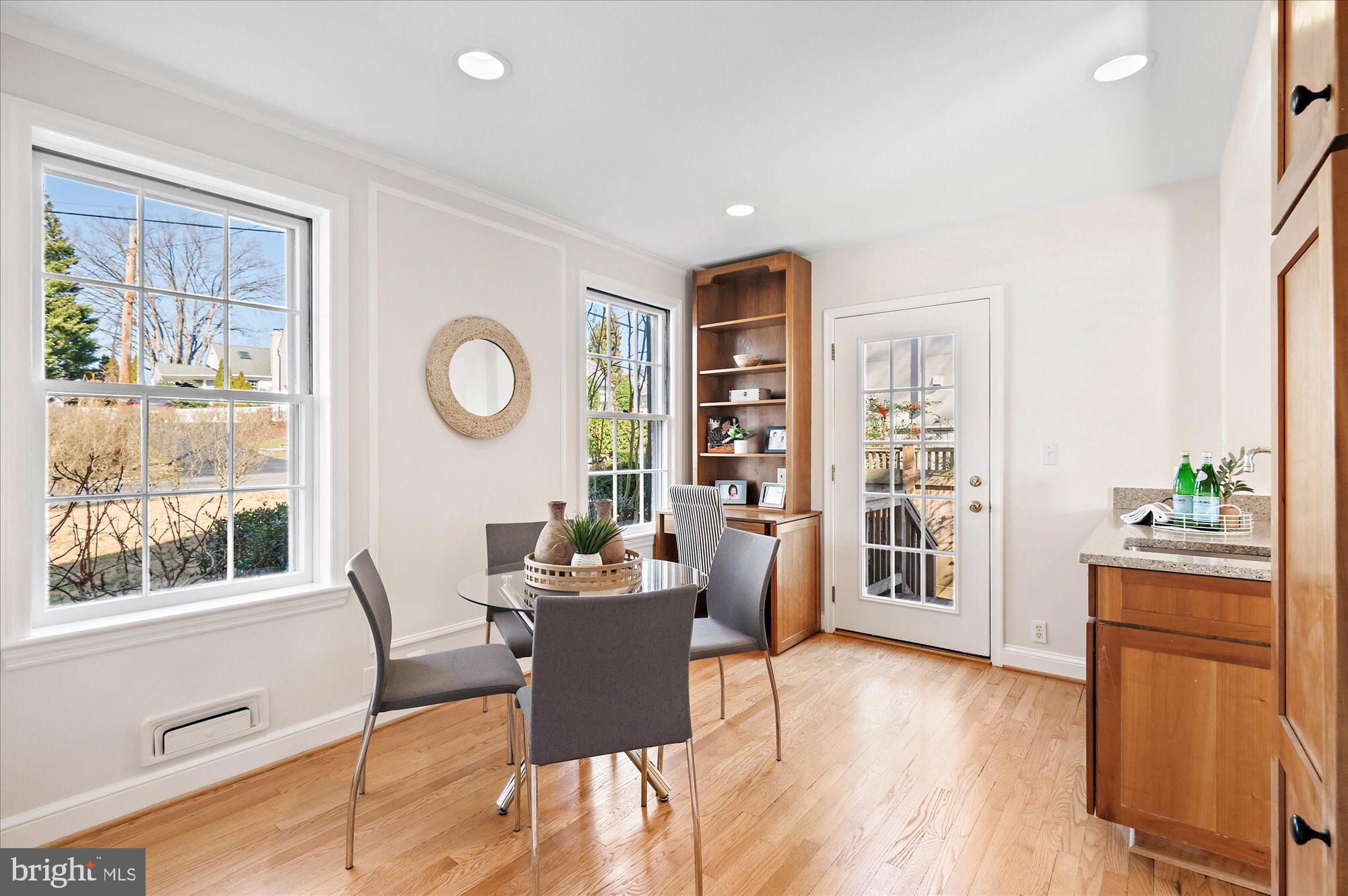 WESTMORELAND HILLS - Residential