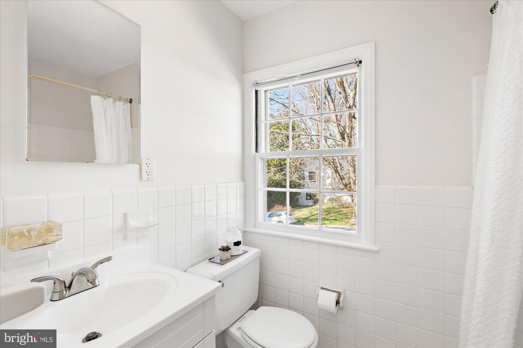 WESTMORELAND HILLS - Residential