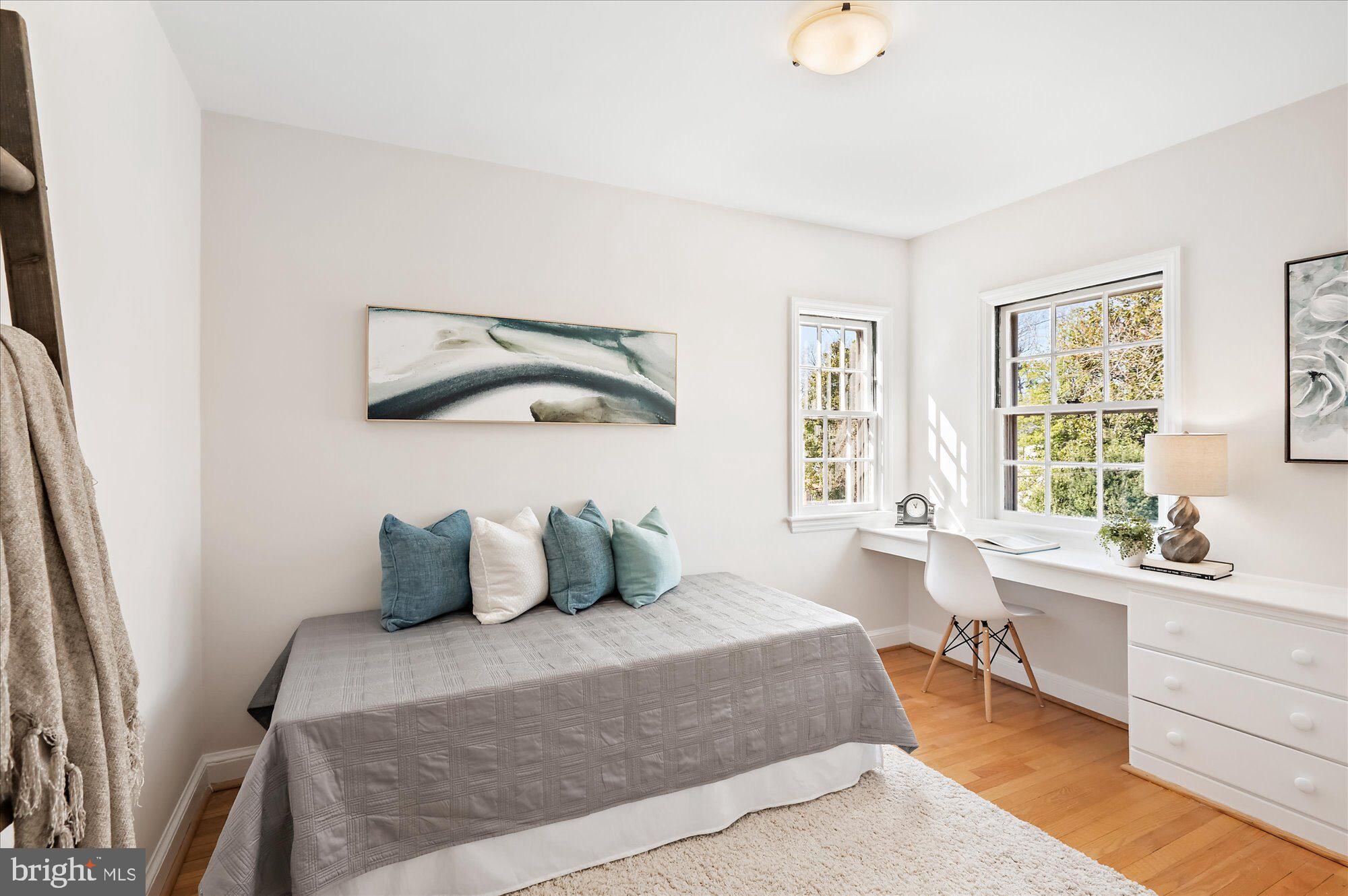 WESTMORELAND HILLS - Residential