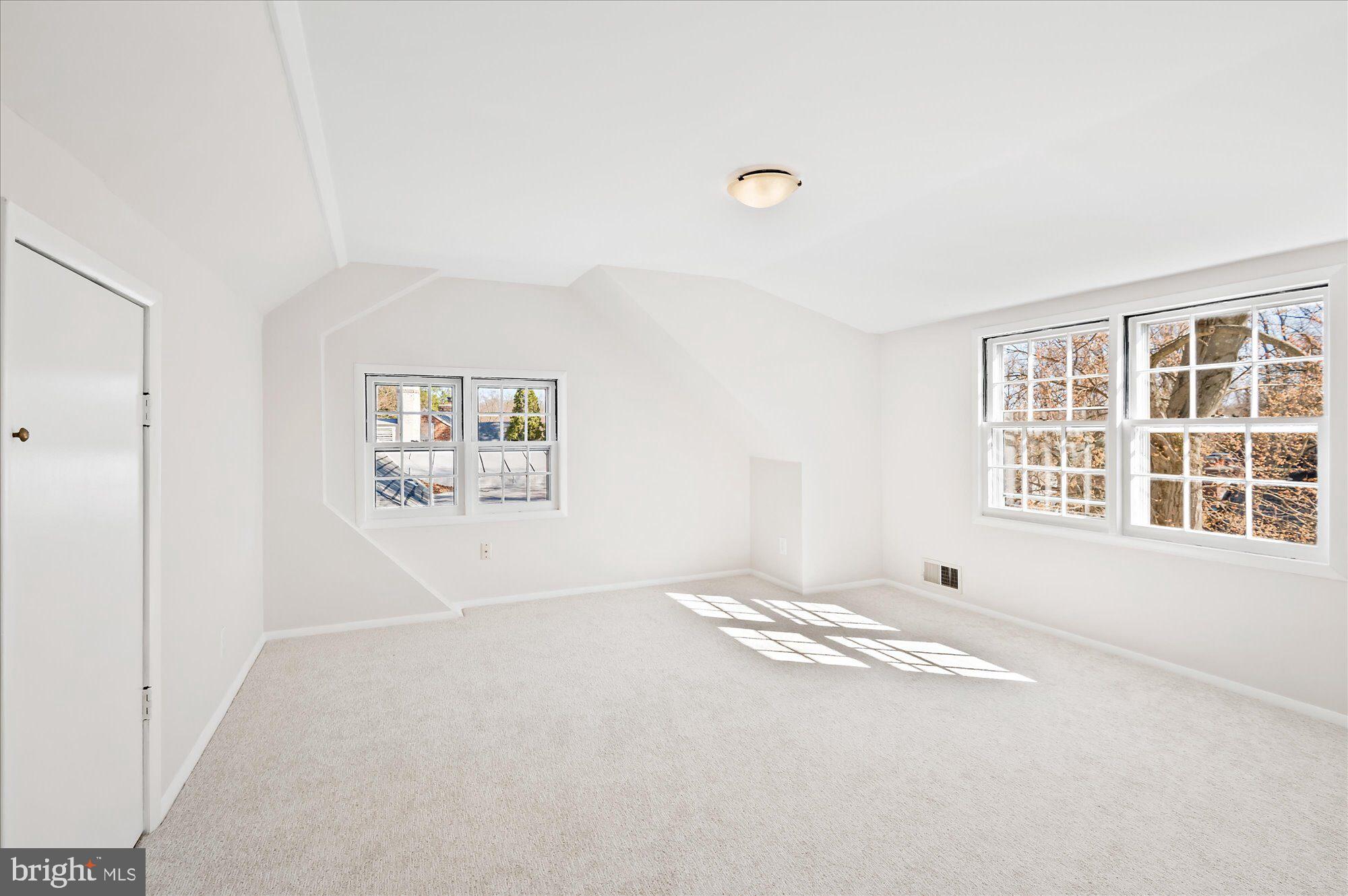 WESTMORELAND HILLS - Residential