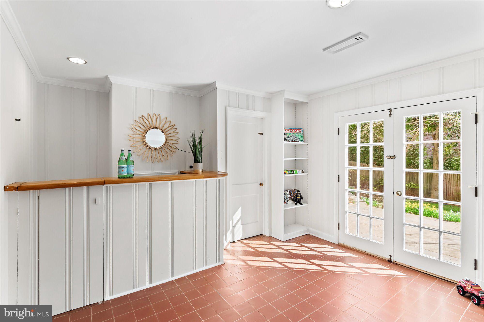 WESTMORELAND HILLS - Residential