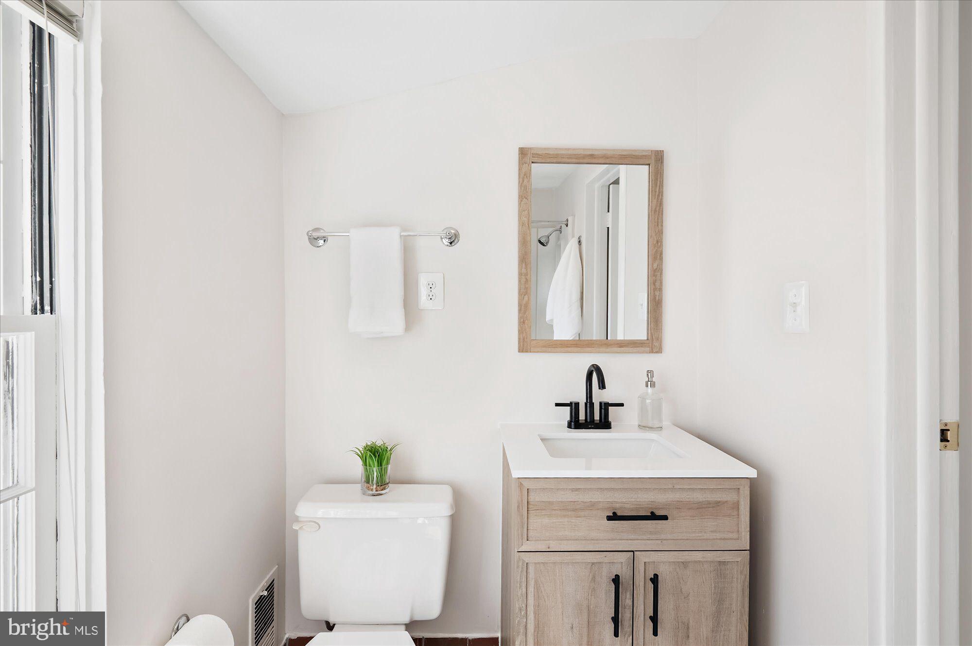 WESTMORELAND HILLS - Residential