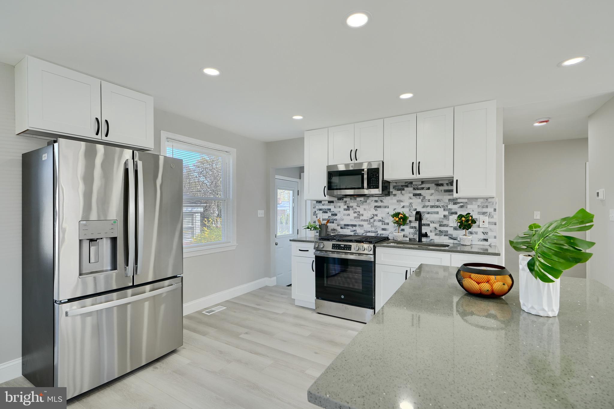 MOUNT WASHINGTON - Residential