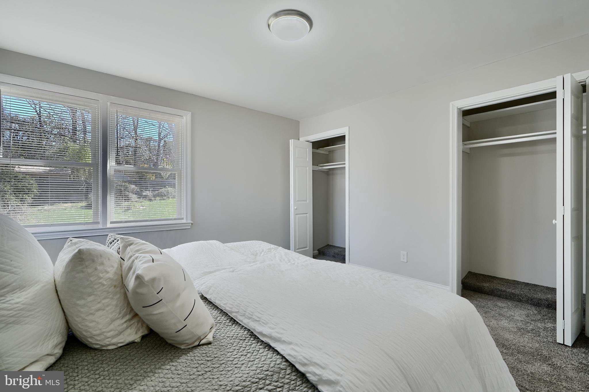 MOUNT WASHINGTON - Residential