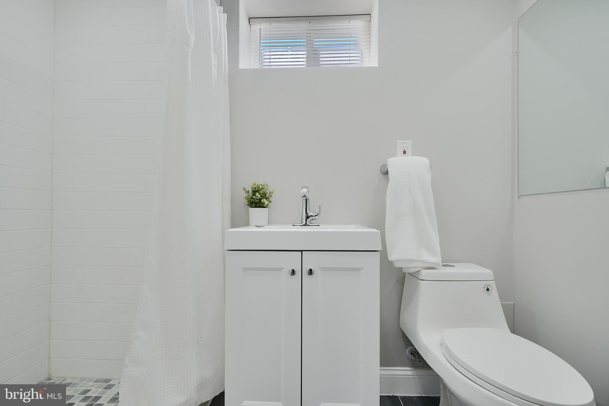 MOUNT WASHINGTON - Residential