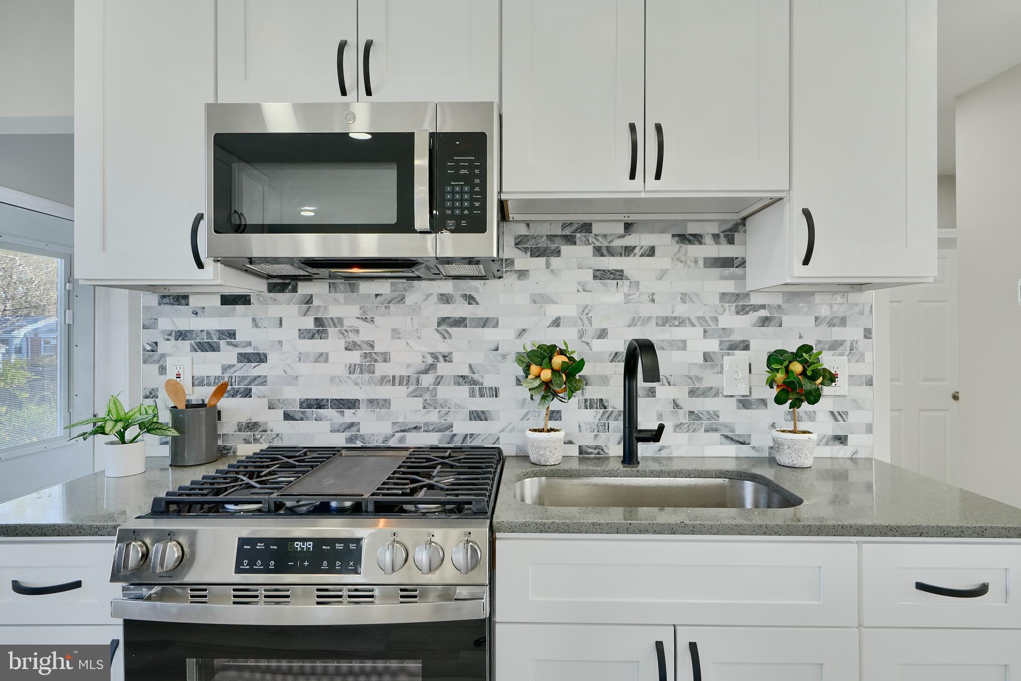 MOUNT WASHINGTON - Residential