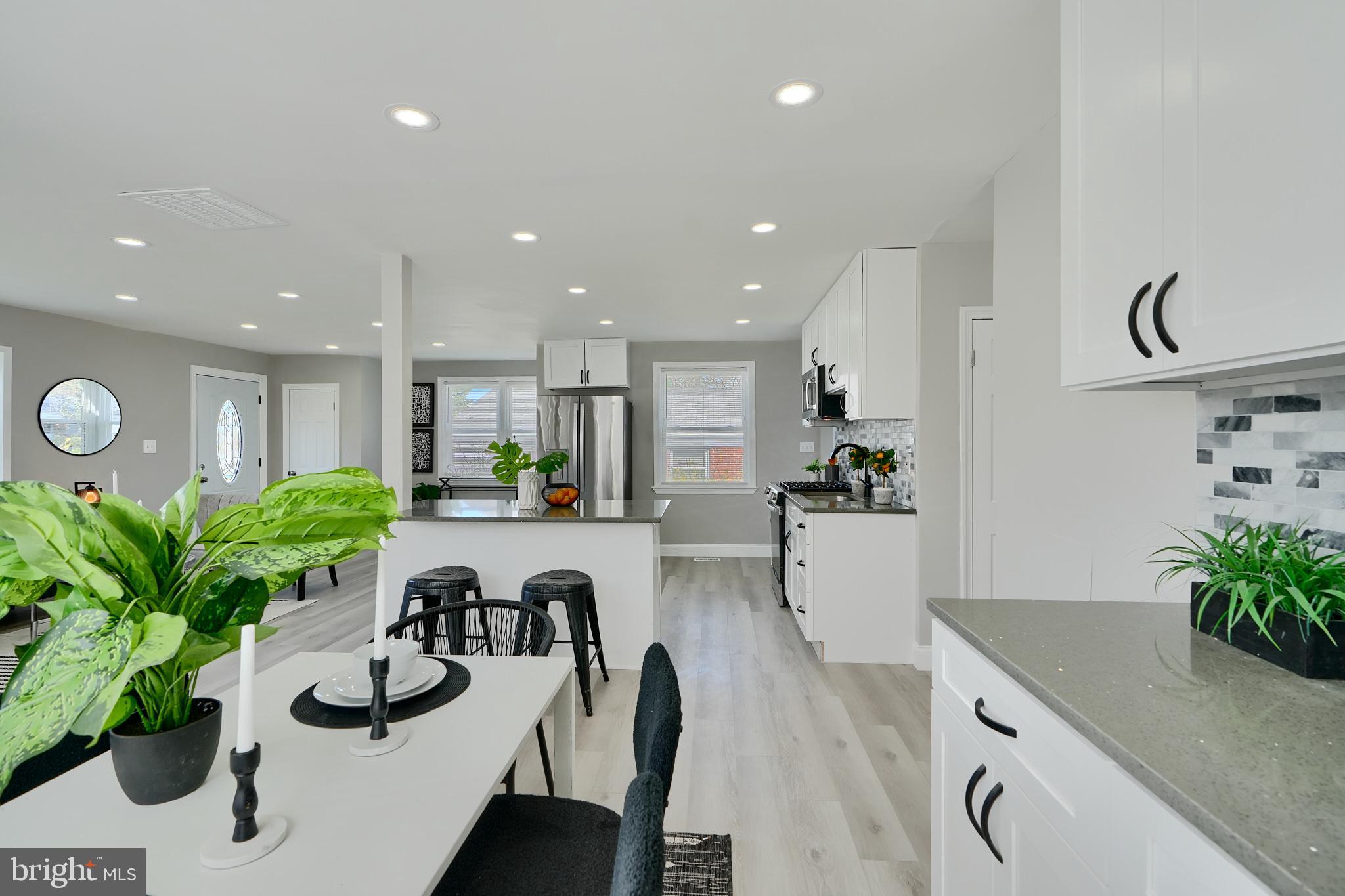 MOUNT WASHINGTON - Residential