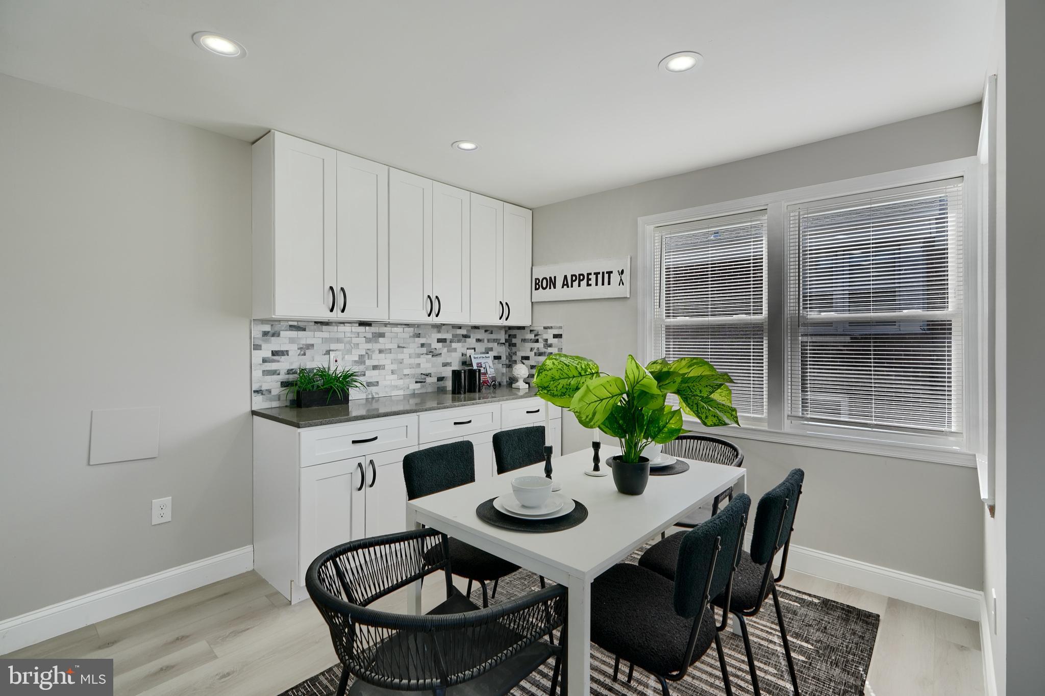 MOUNT WASHINGTON - Residential