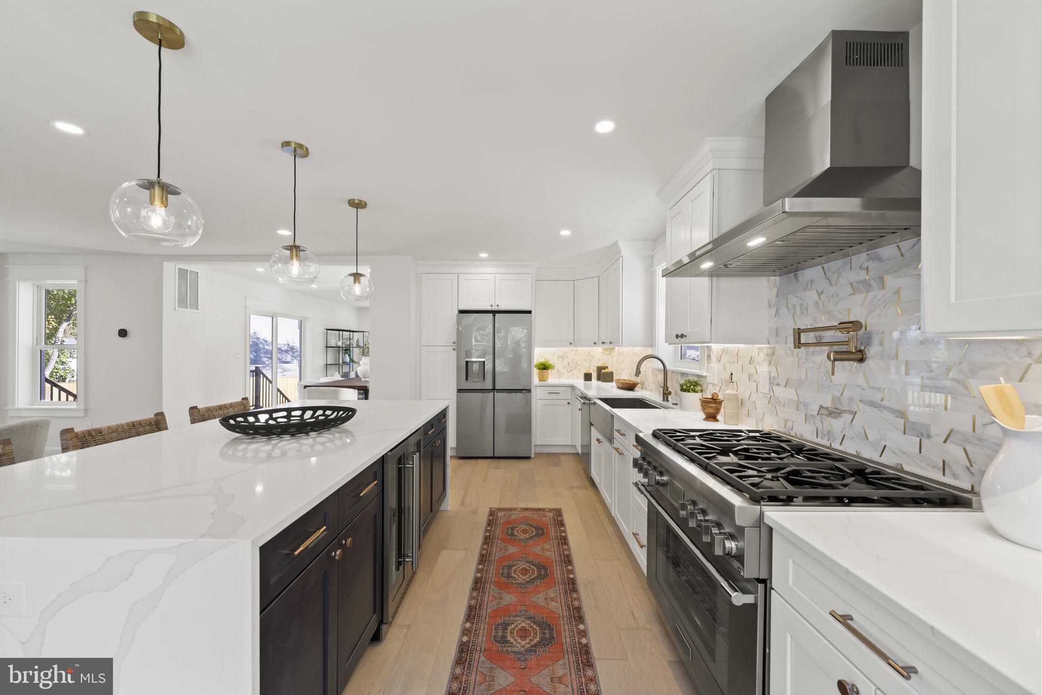 CLAREMONT - Residential