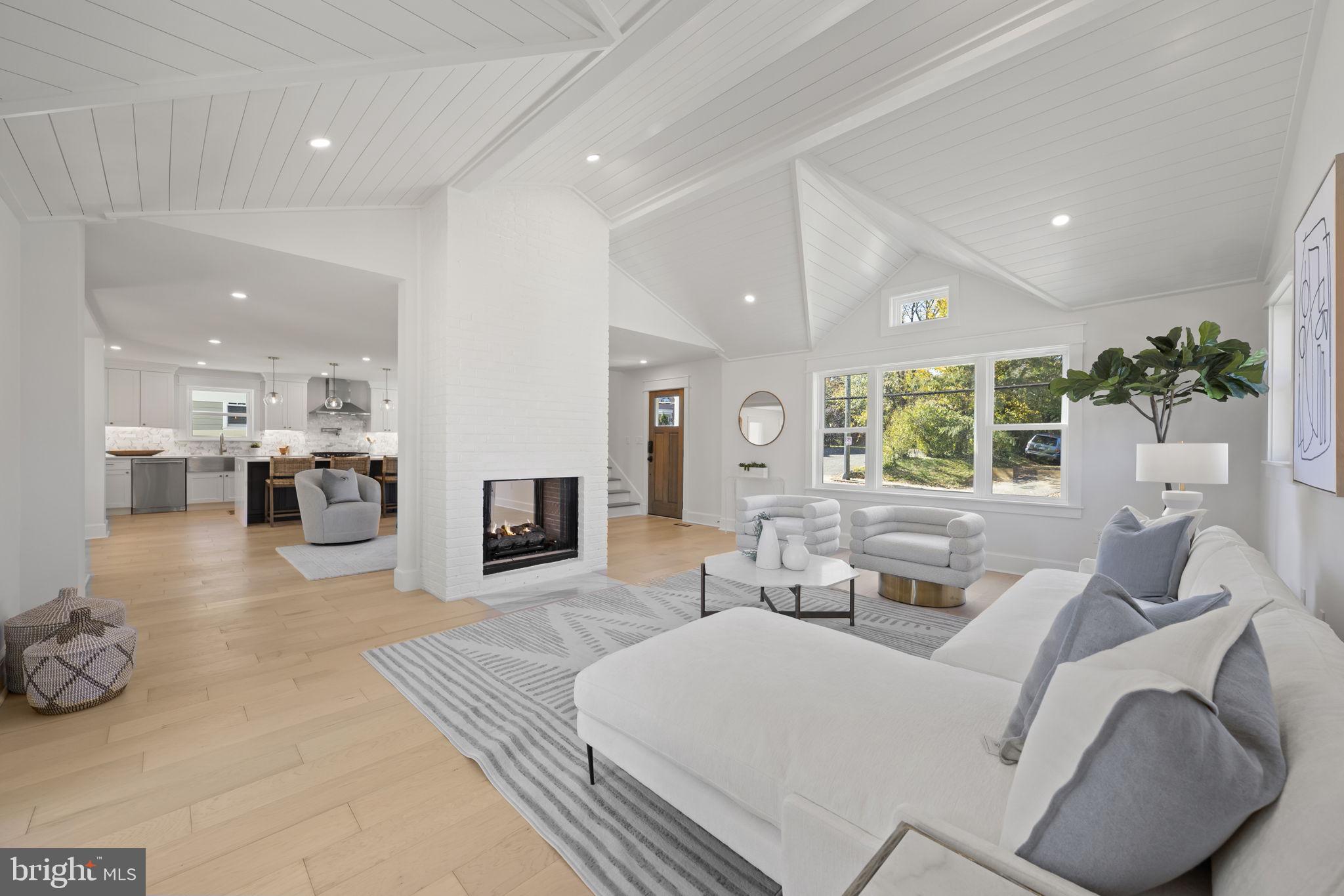 CLAREMONT - Residential