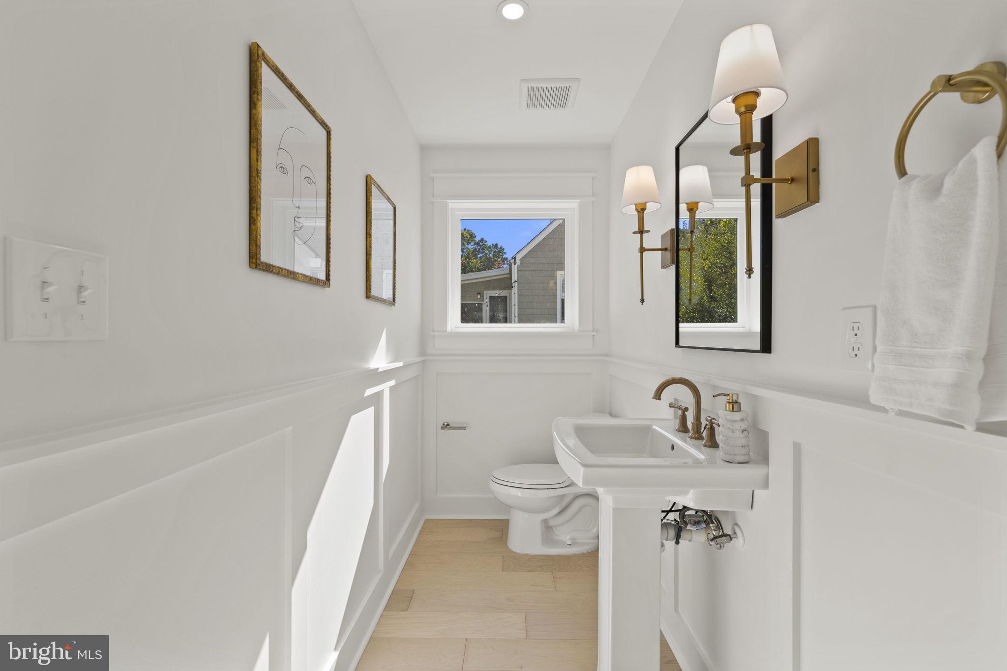 CLAREMONT - Residential