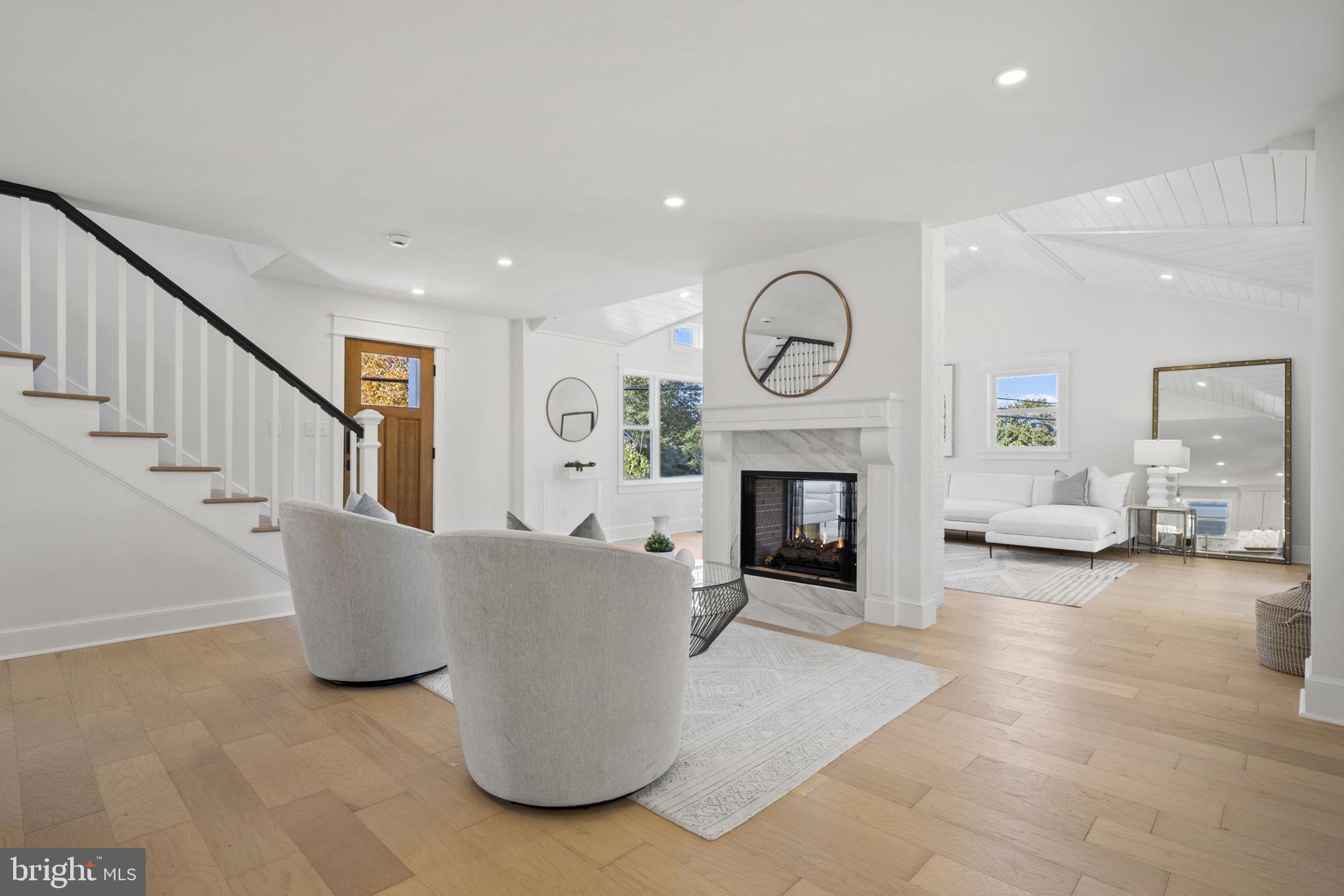 CLAREMONT - Residential