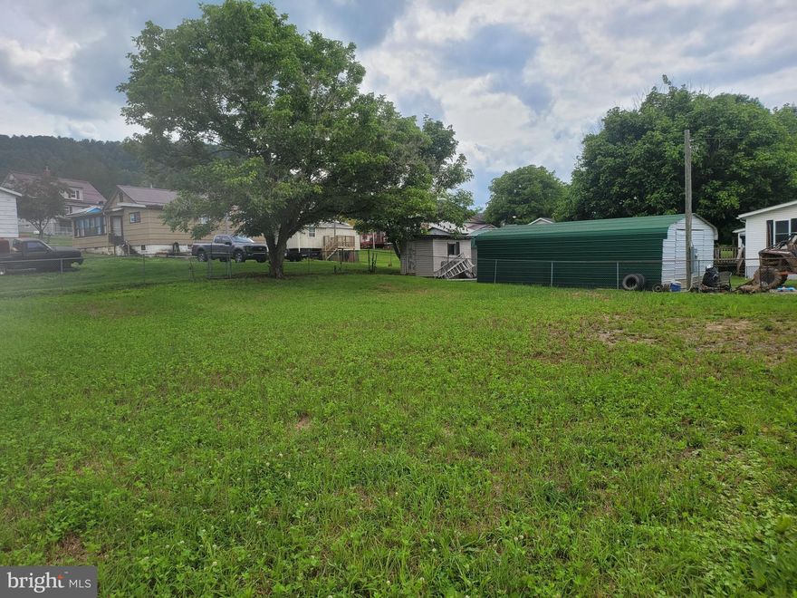 Electric, Water and Septic Hookups in place!