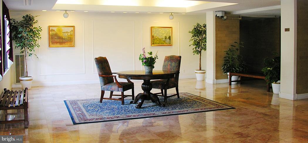 WOODLAKE TOWERS - Residential Lease