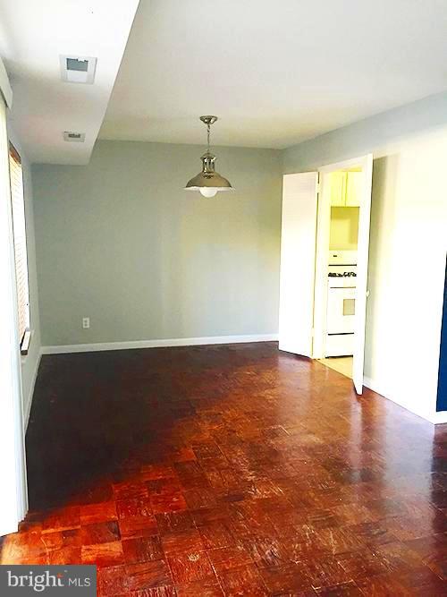 WOODLAKE TOWERS - Residential Lease