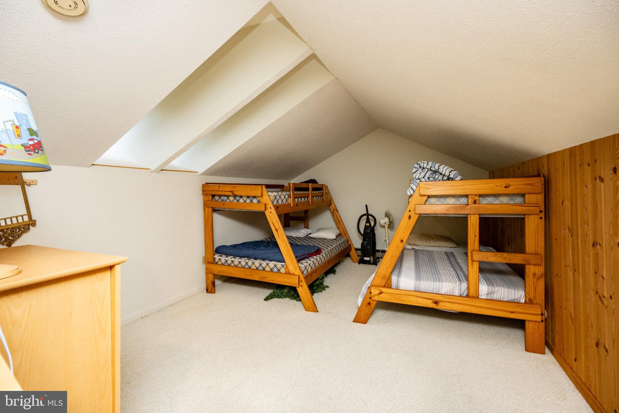 VILLAGES OF WISP - Residential