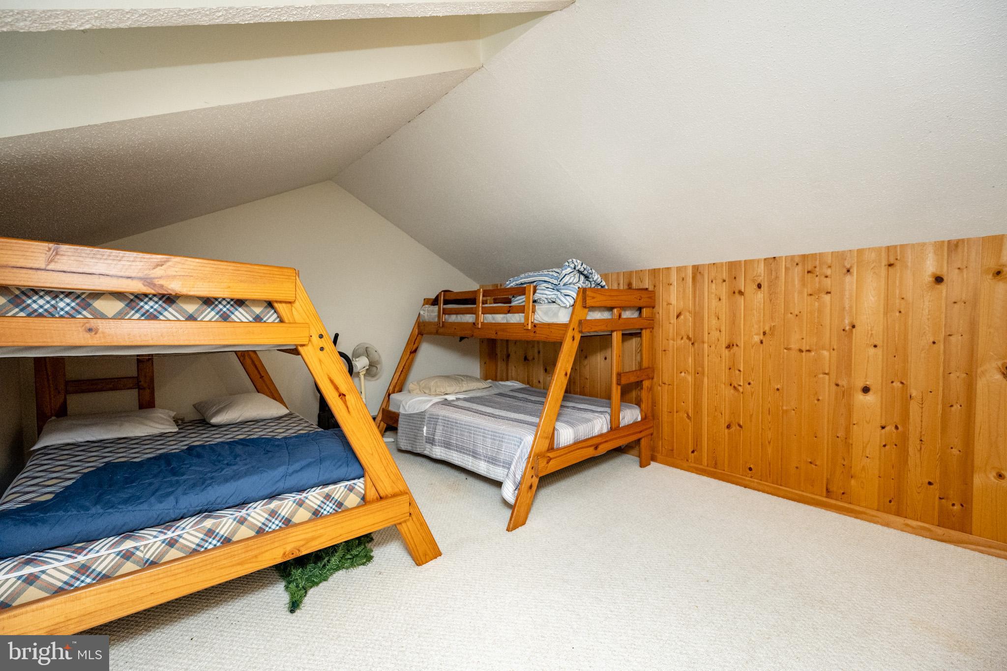 VILLAGES OF WISP - Residential