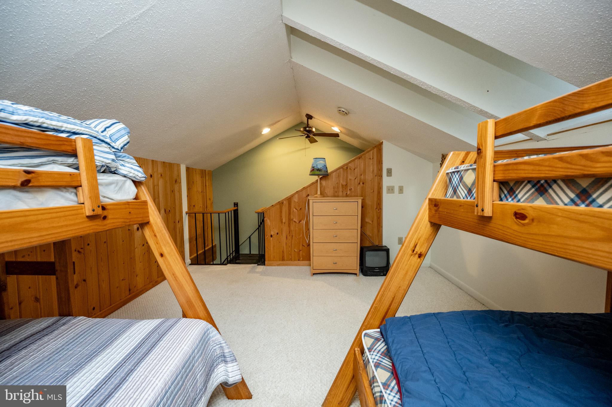 VILLAGES OF WISP - Residential