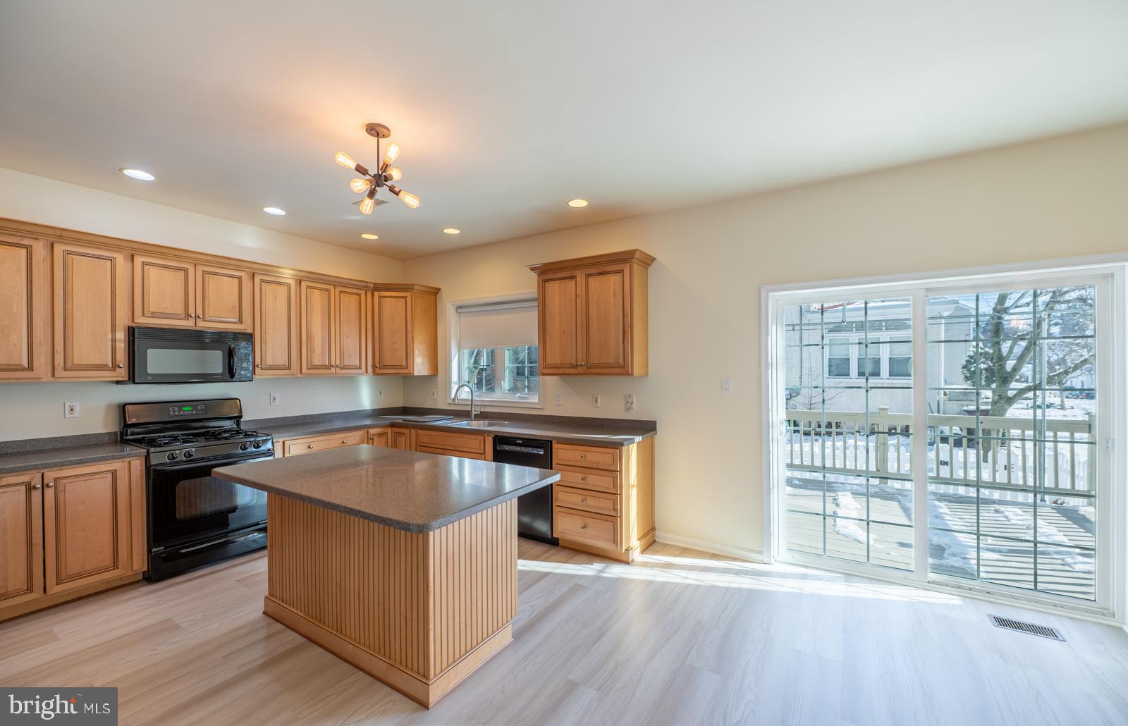 GREEN POINT - Residential