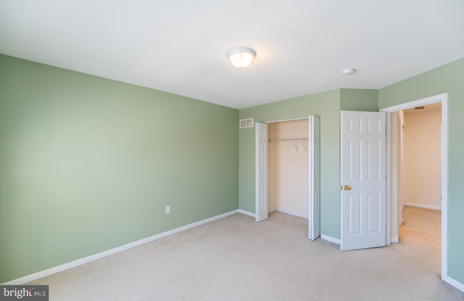 GREEN POINT - Residential