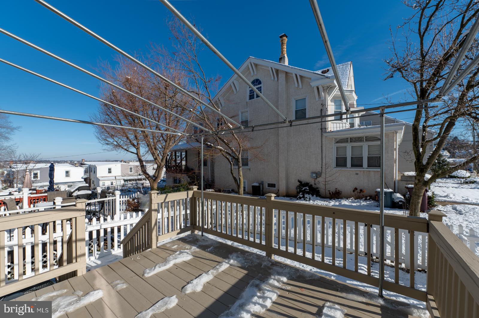 GREEN POINT - Residential