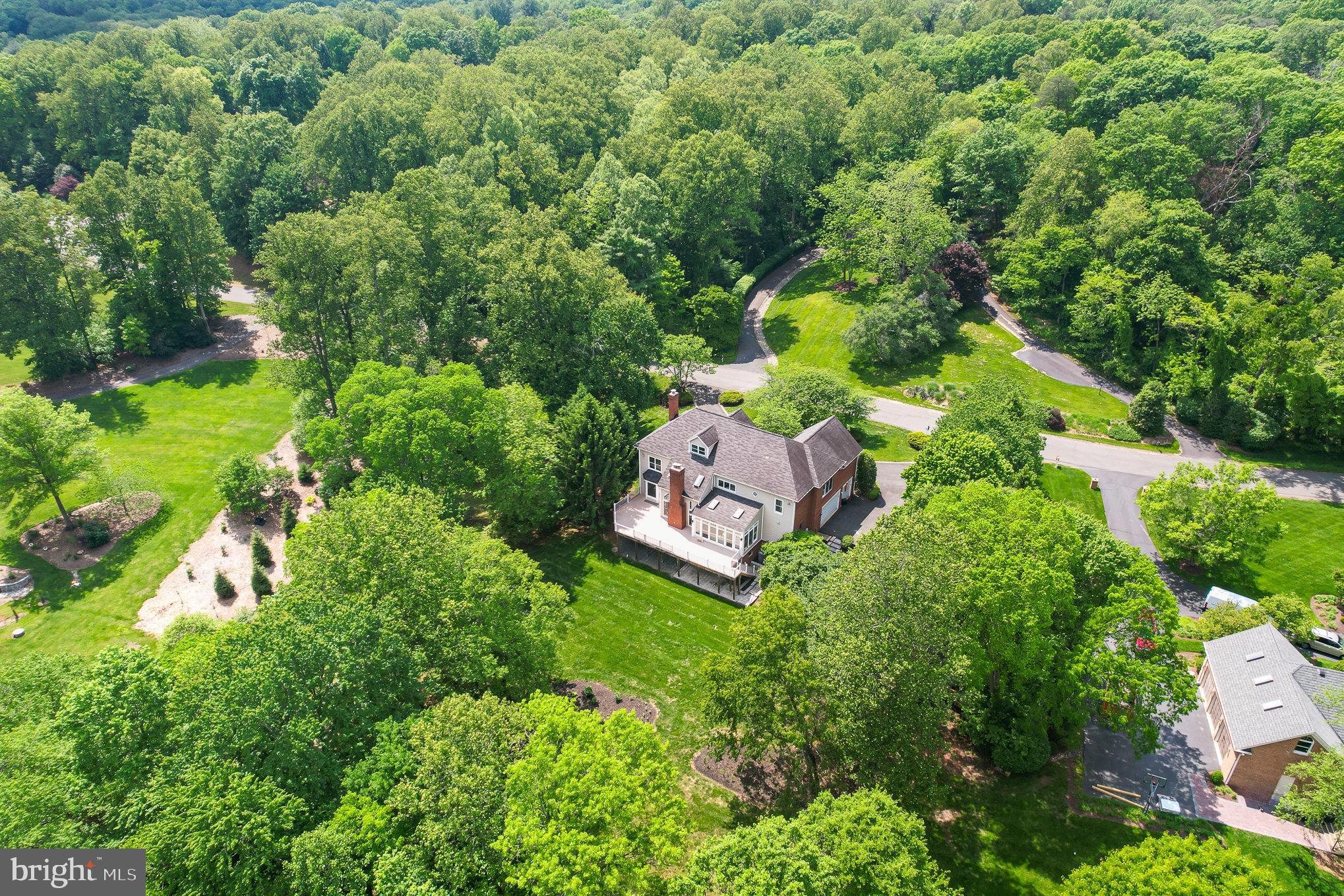 HUNTER'S CREST - Residential