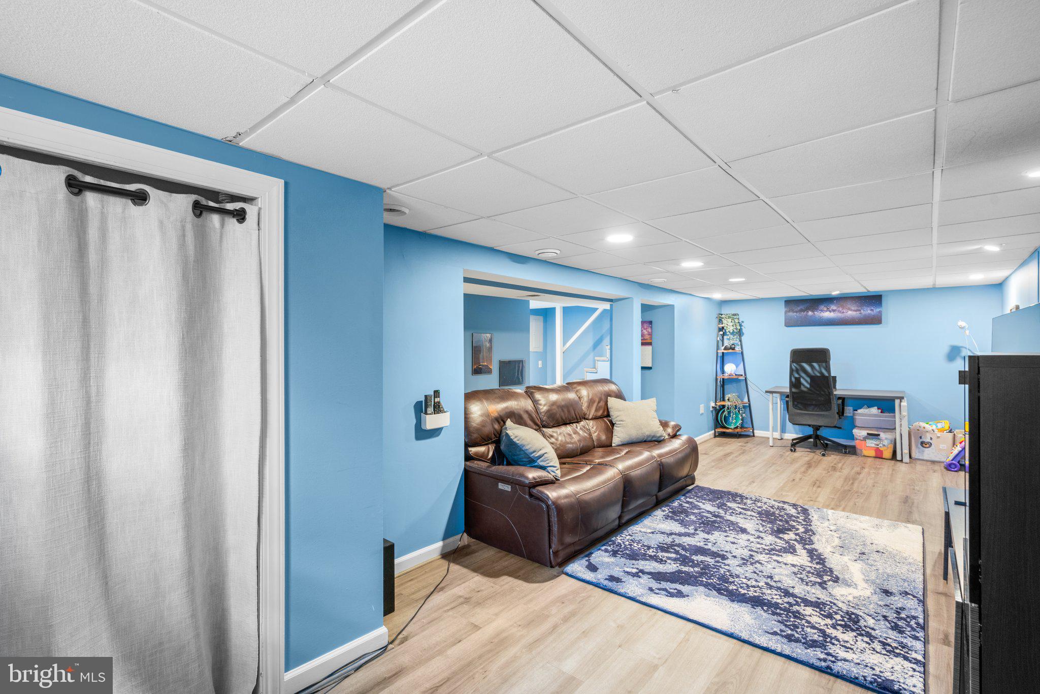 OAKLAND TERRACE - Residential